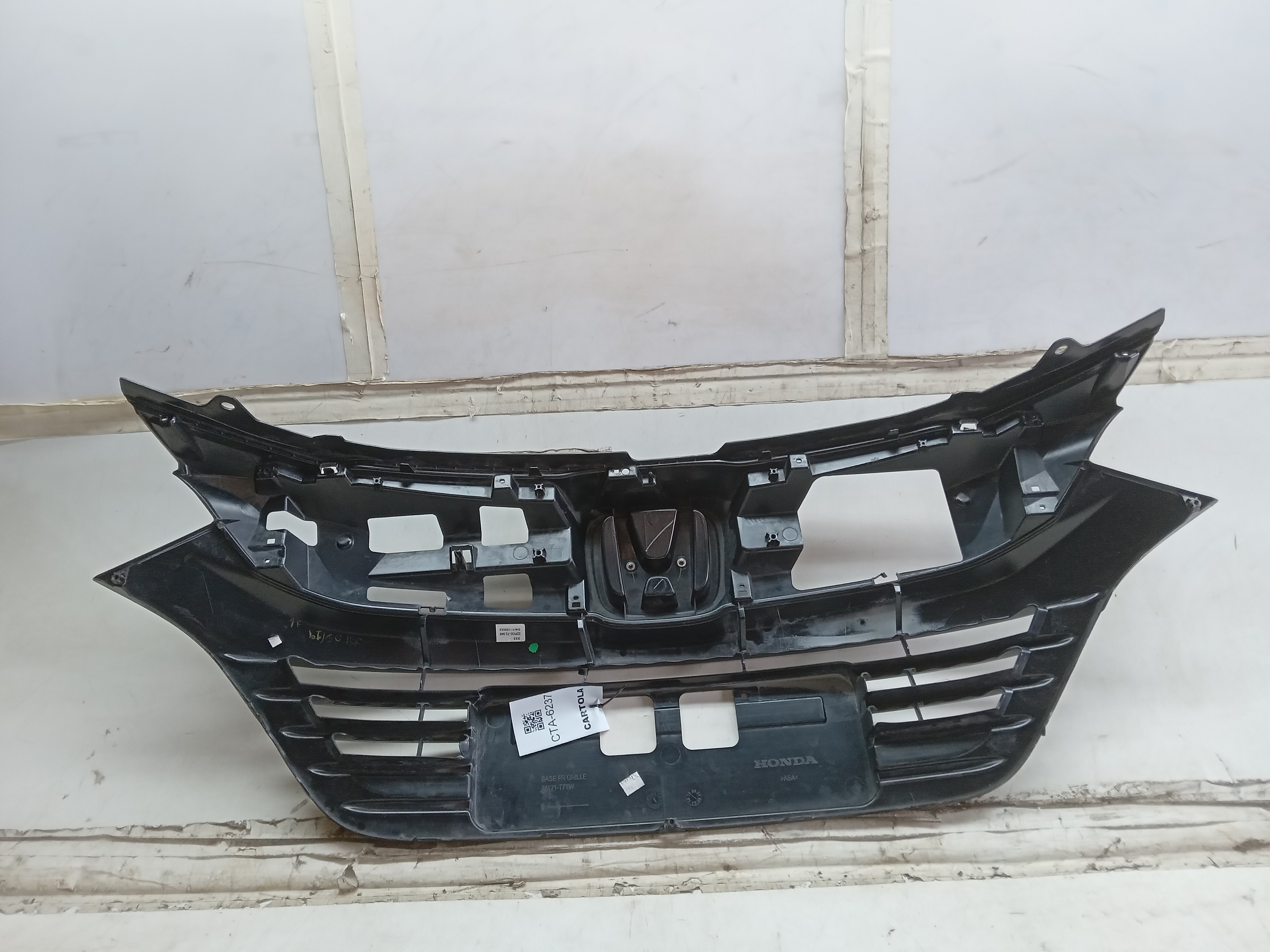 GRADE DIANTEIRA SUPERIOR HONDA HRV 2020 2