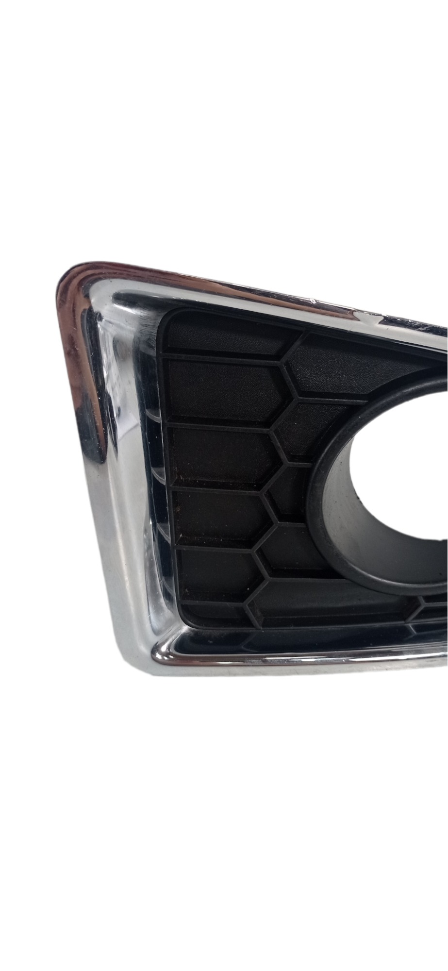 Moldura Farol Milha Direito Renault Sandero 2008 A 2013 2
