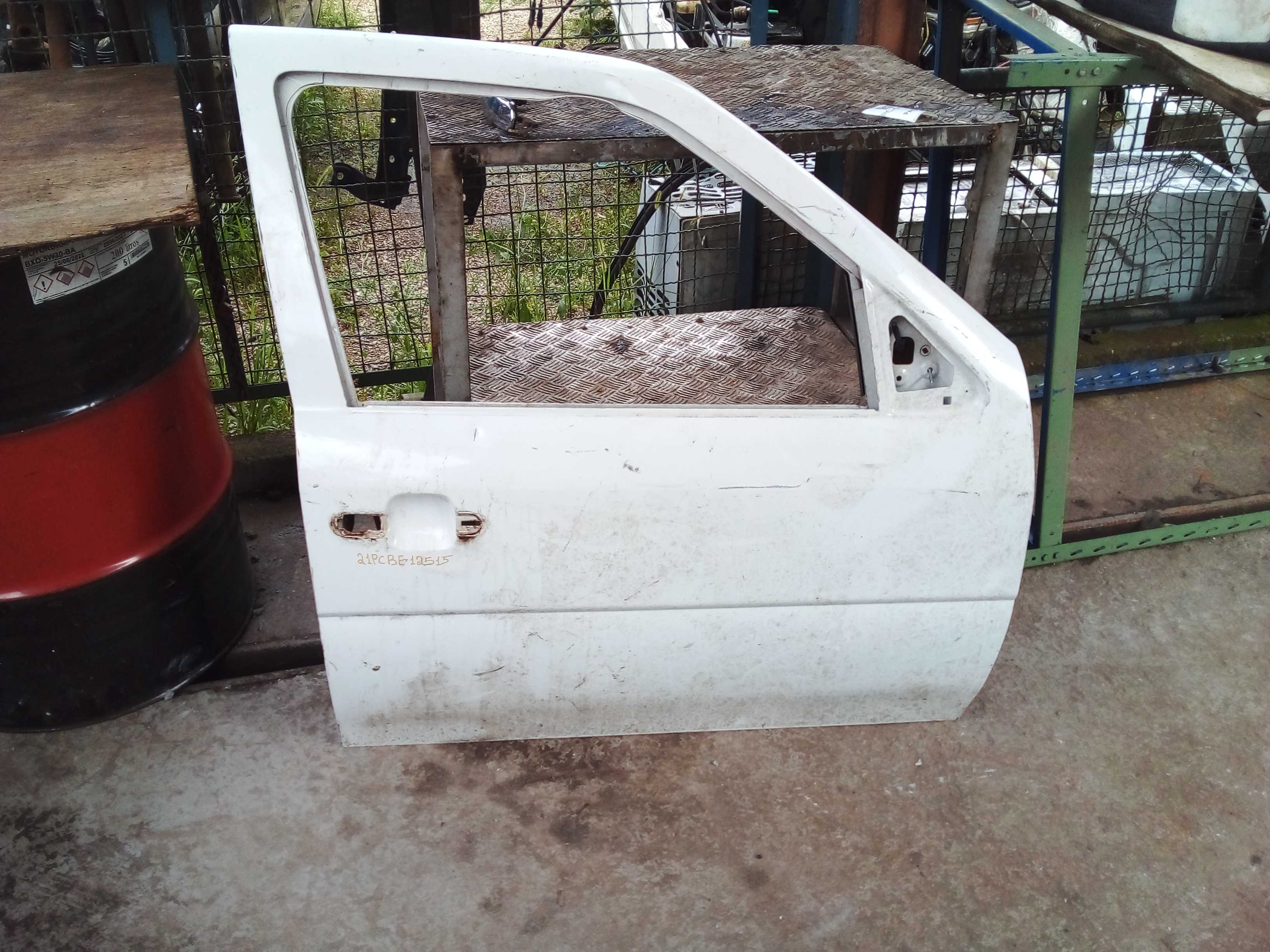 PORTA DIREITA SAVEIRO 2002 1