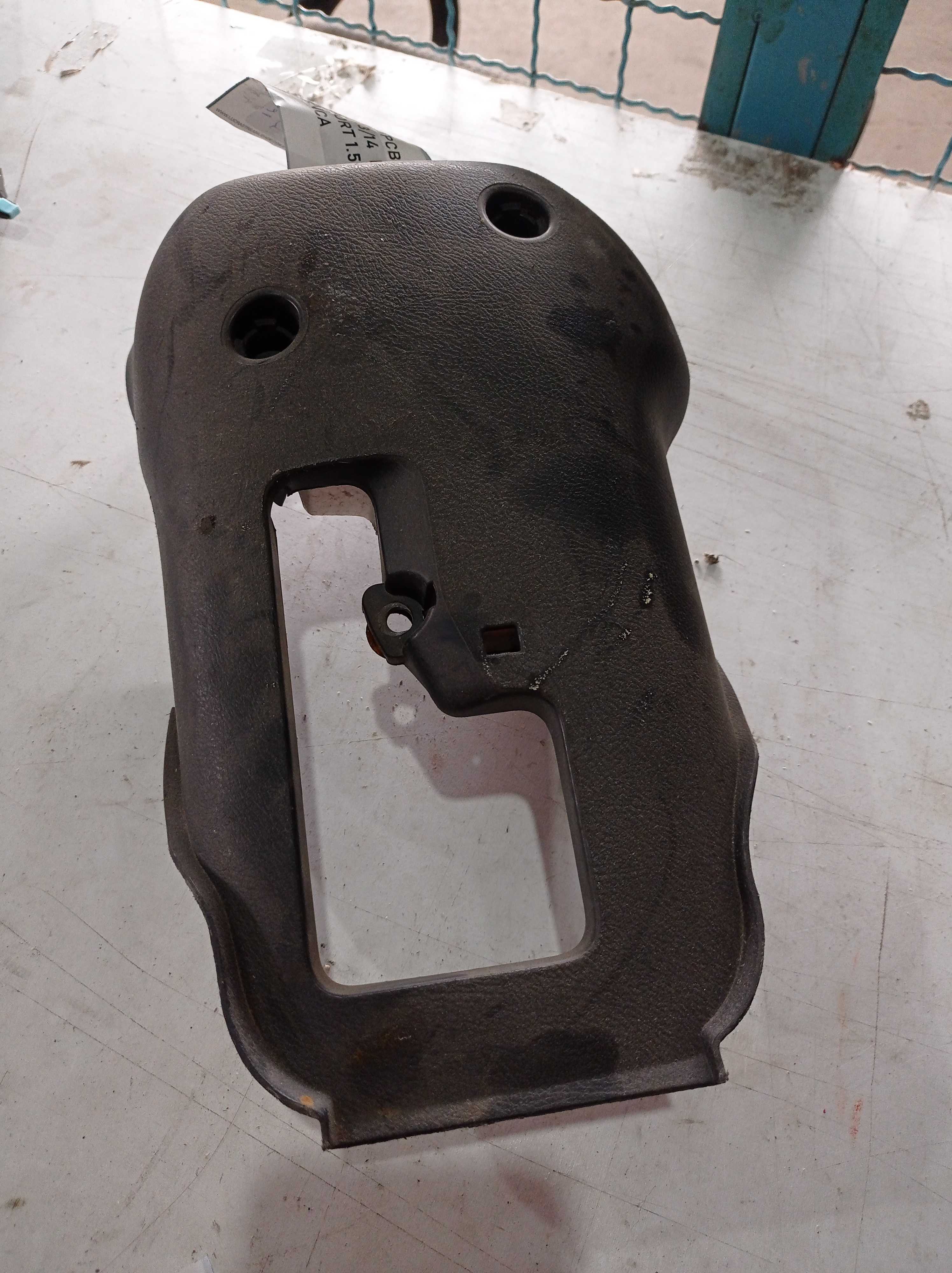 MOLDURA INFERIOR COLUNA DIREÇÃO HONDA CITY 2013 1