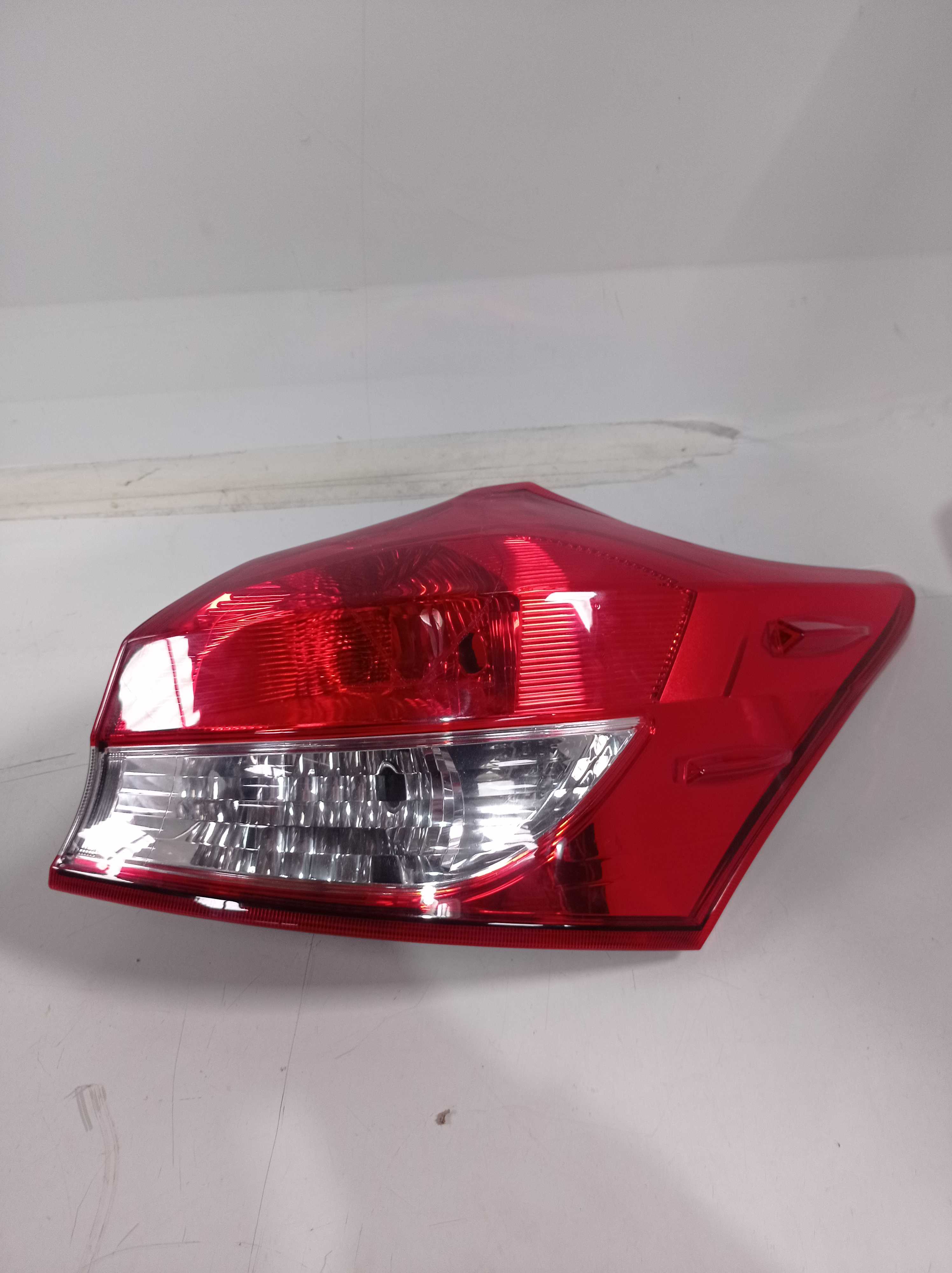 LANTERNA TRASEIRA DIREITA TOYOTA COROLLA CROSS RECUPERADA 1