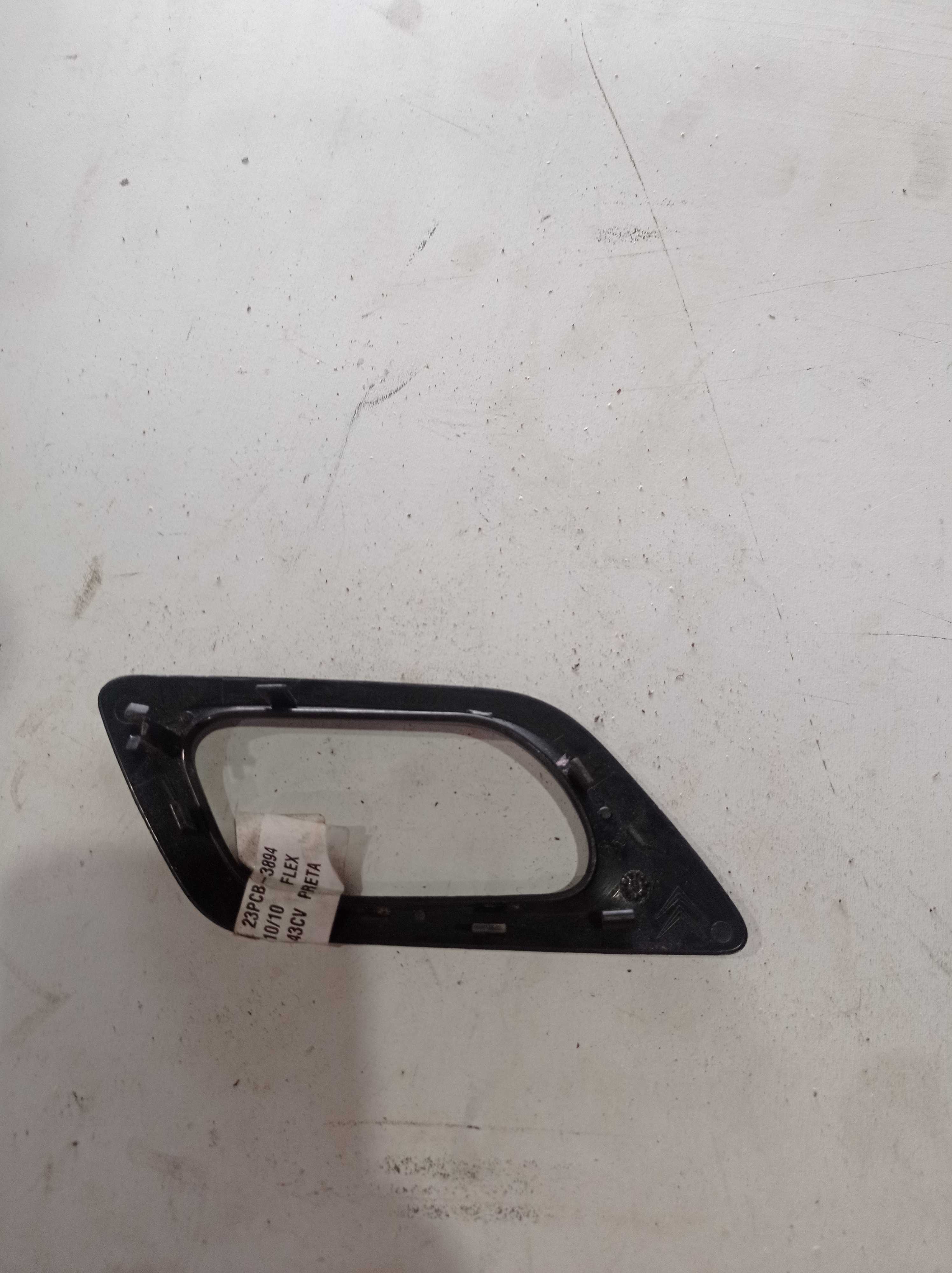MOLDURA MAÇANETA INTERNA TRASEIRA ESQUERDA CITROEN C4 2010 2
