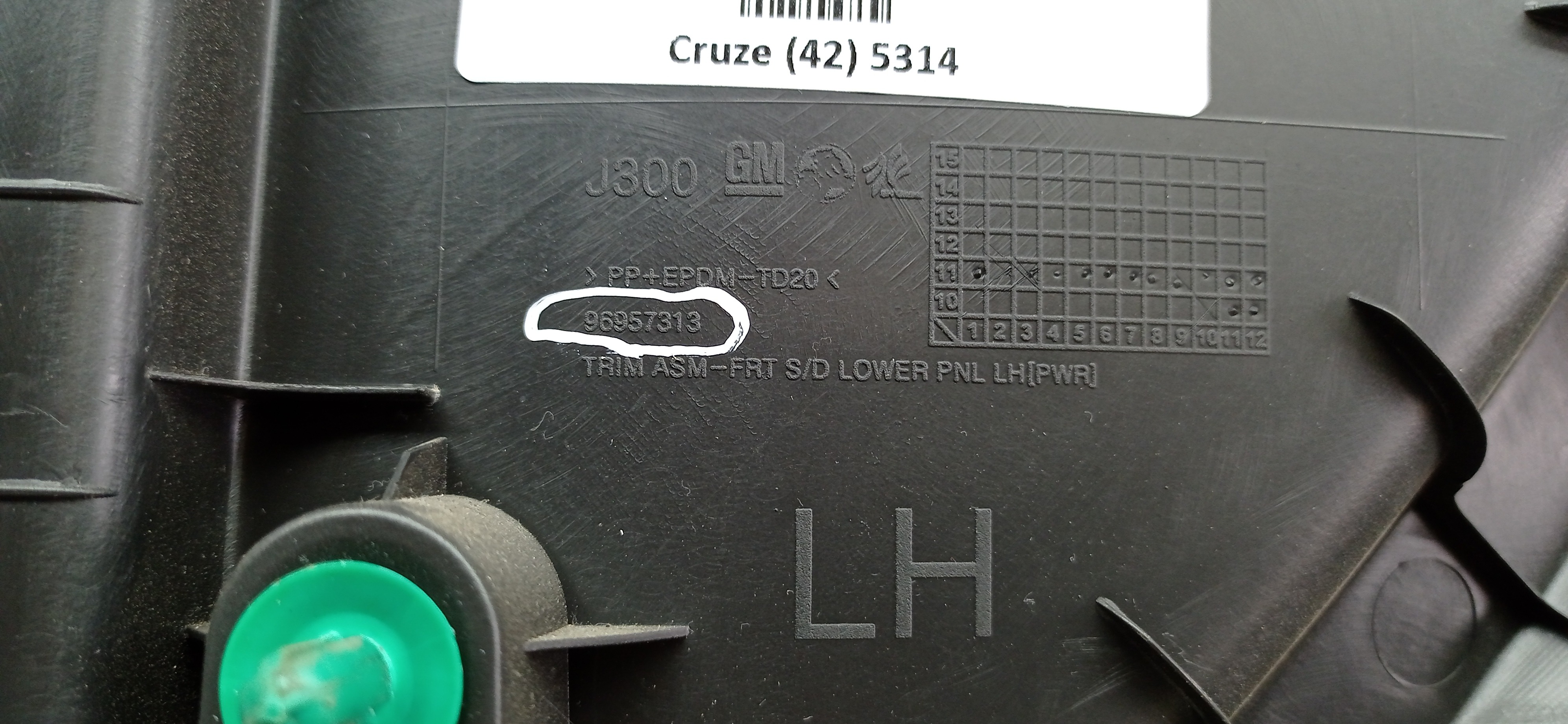 Forro Porta Dianteira Le GM Cruze 2012 6