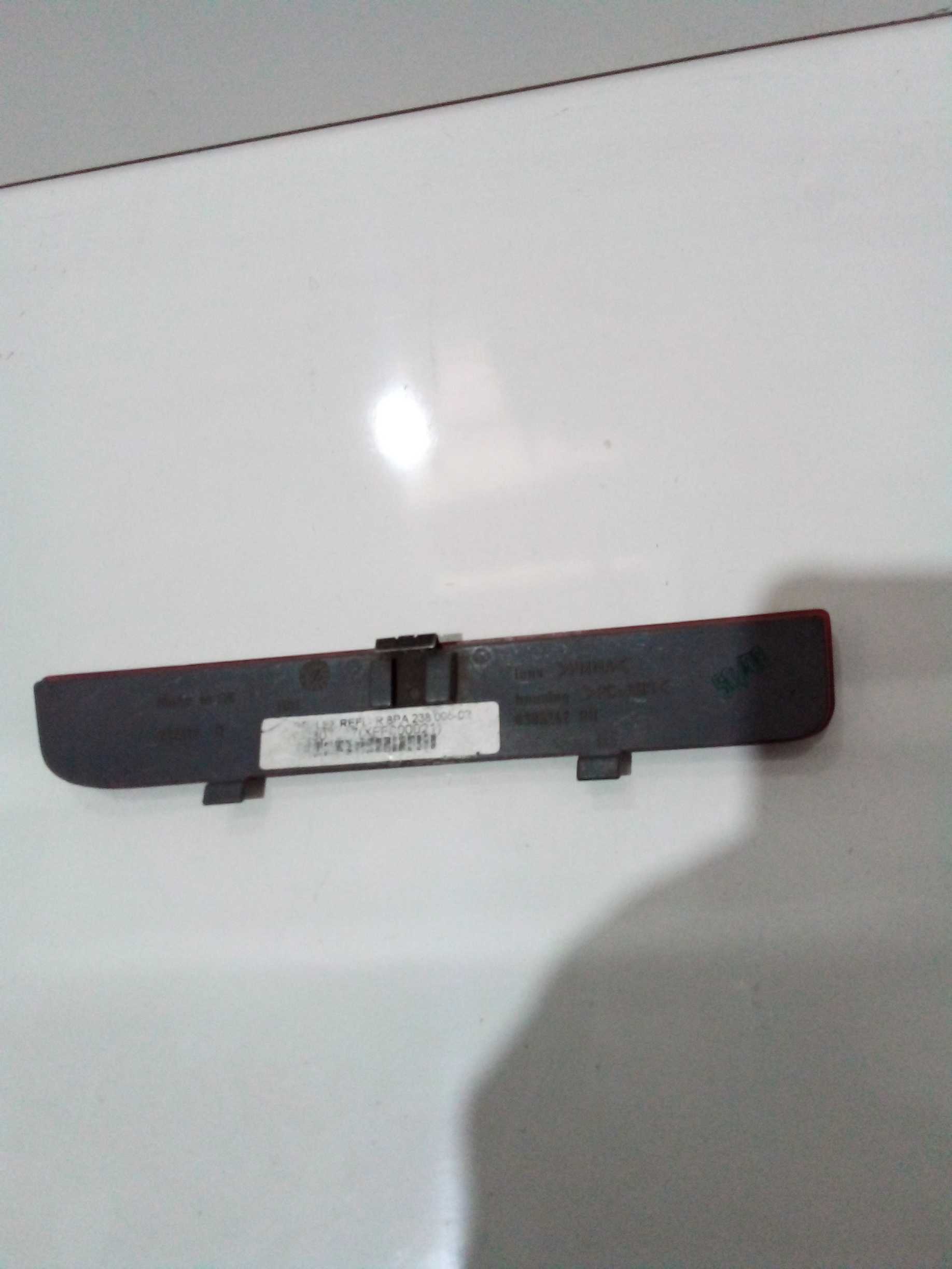 Olho De Gato Defletor Tras. Direito Land Rover Código 237512 2