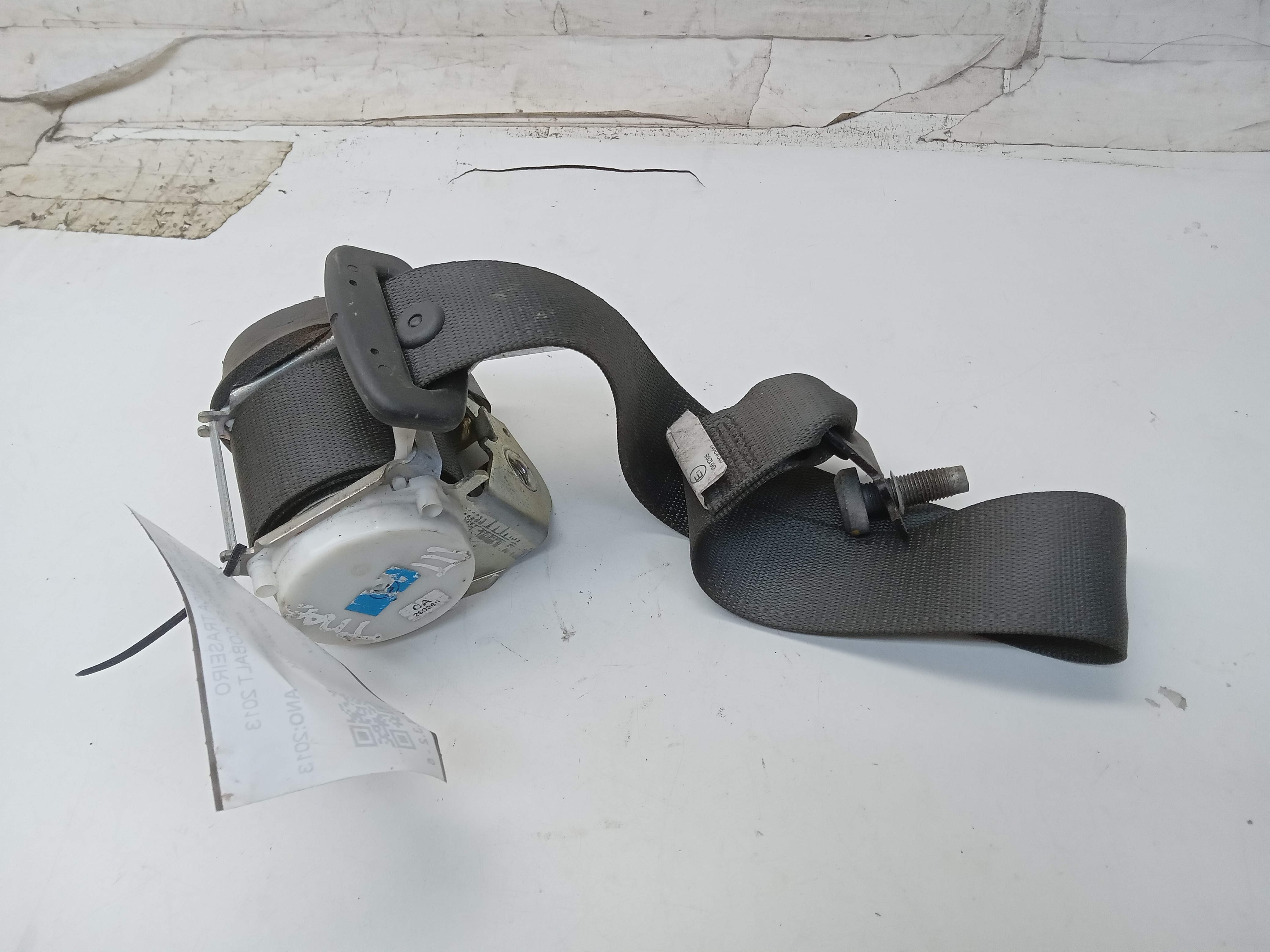 CINTO DE SEGURANÇA TRASEIRO ESQUERDO CHEVROLET COBALT 2013