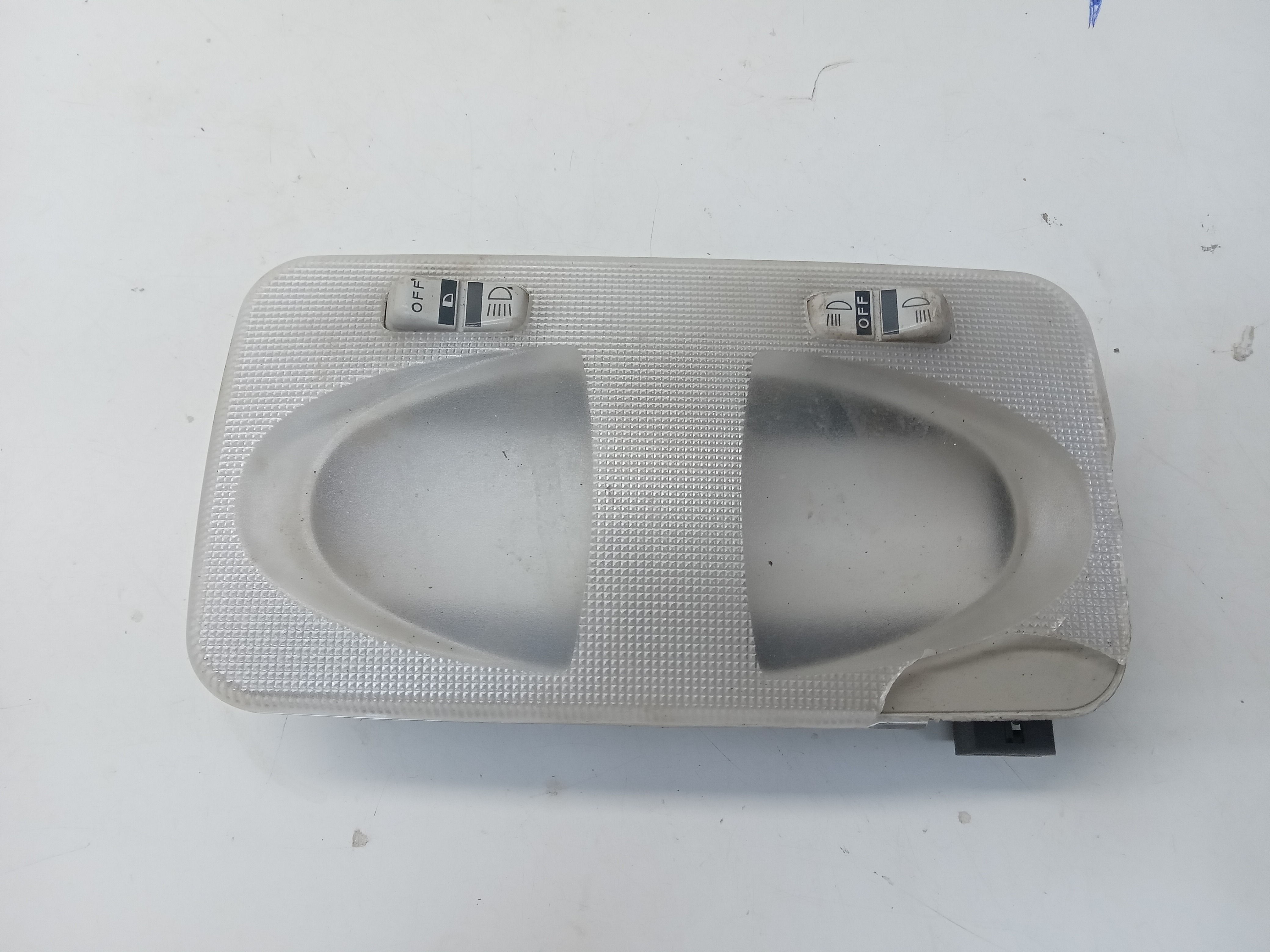 LUZ TETO FRONTAL FIAT DUCATO CARGO 2011 1