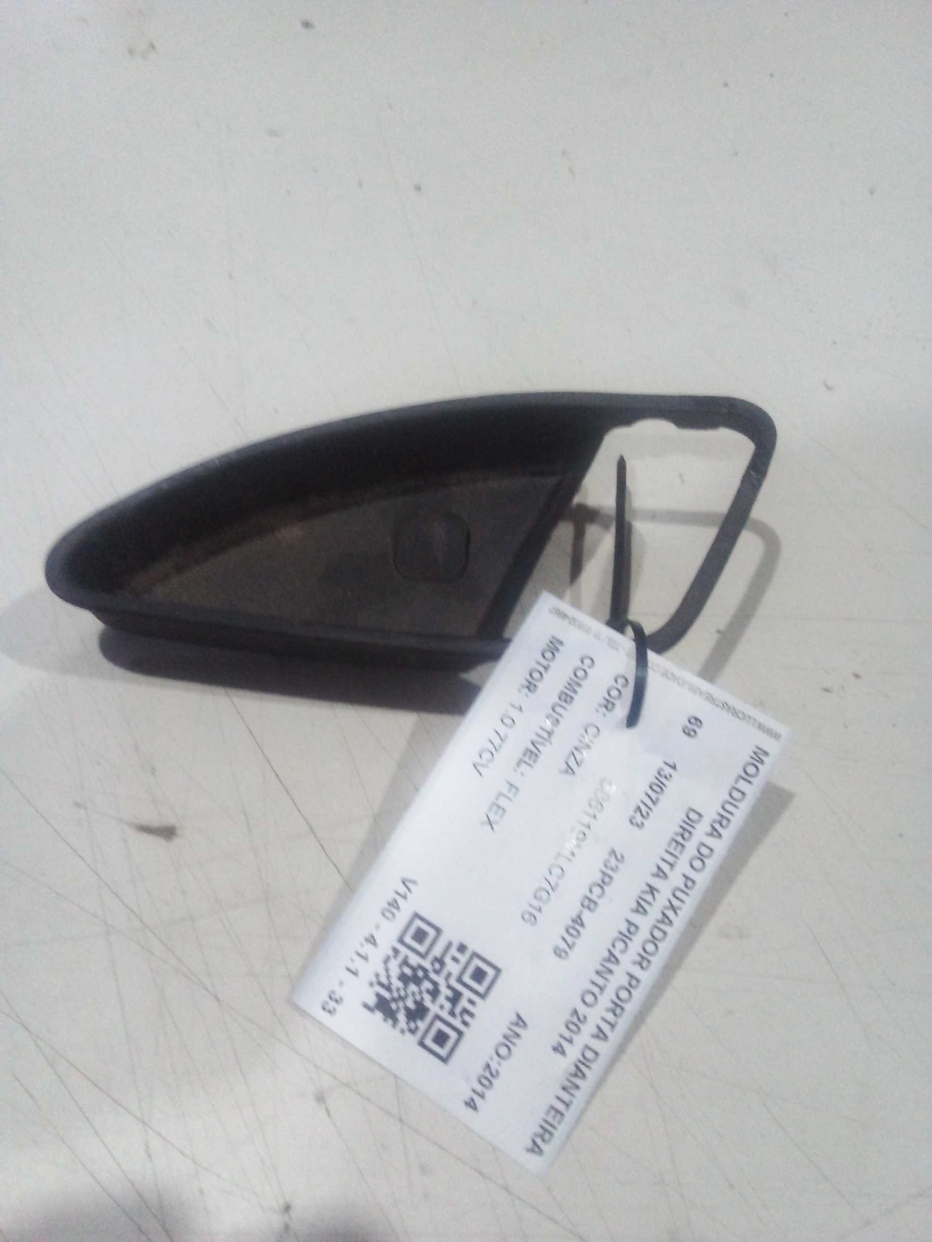 MOLDURA DO PUXADOR PORTA DIANTEIRA DIREITA KIA PICANTO 2014