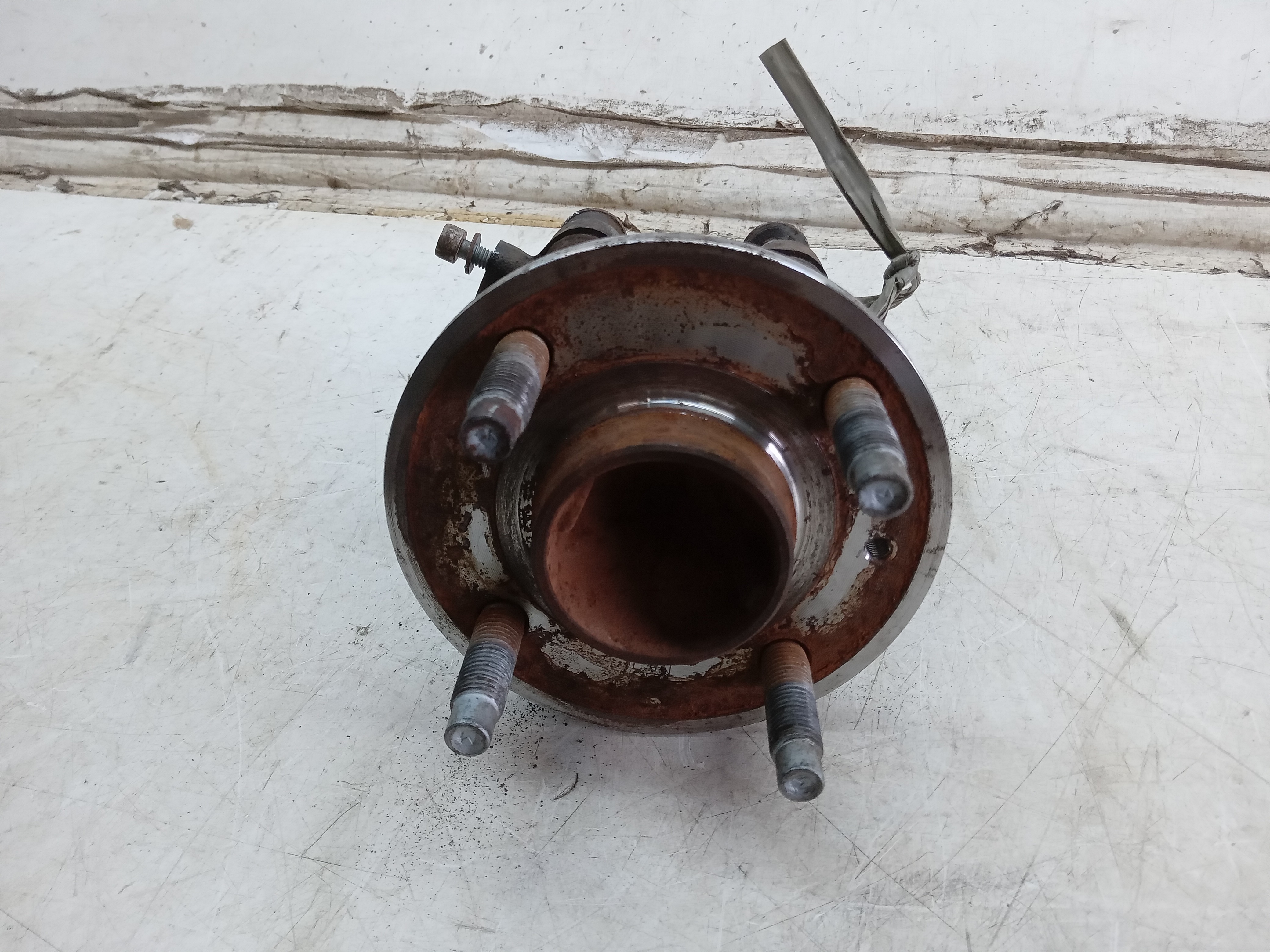 CUBO RODA TRASEIRO LD GM ONIX 2016 3