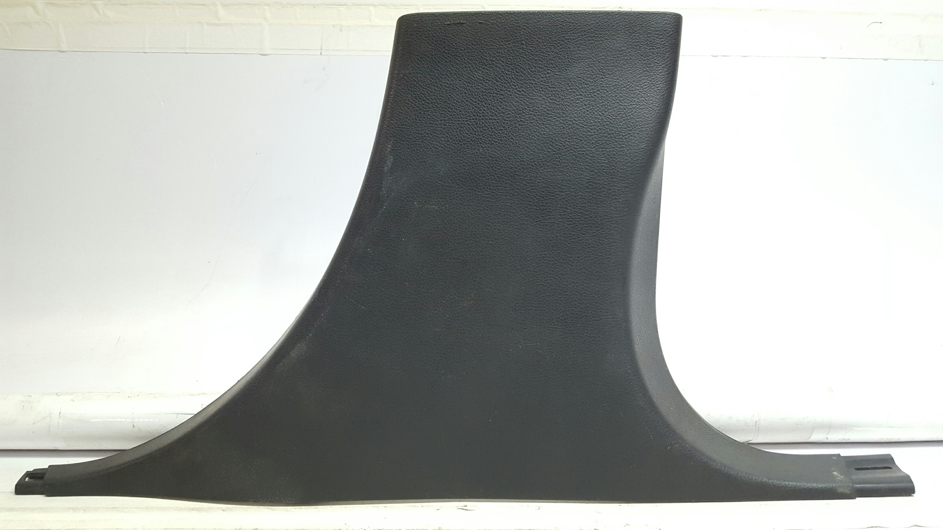 Moldura Coluna Central Direito Jeep Cherokee 2011 2012 2