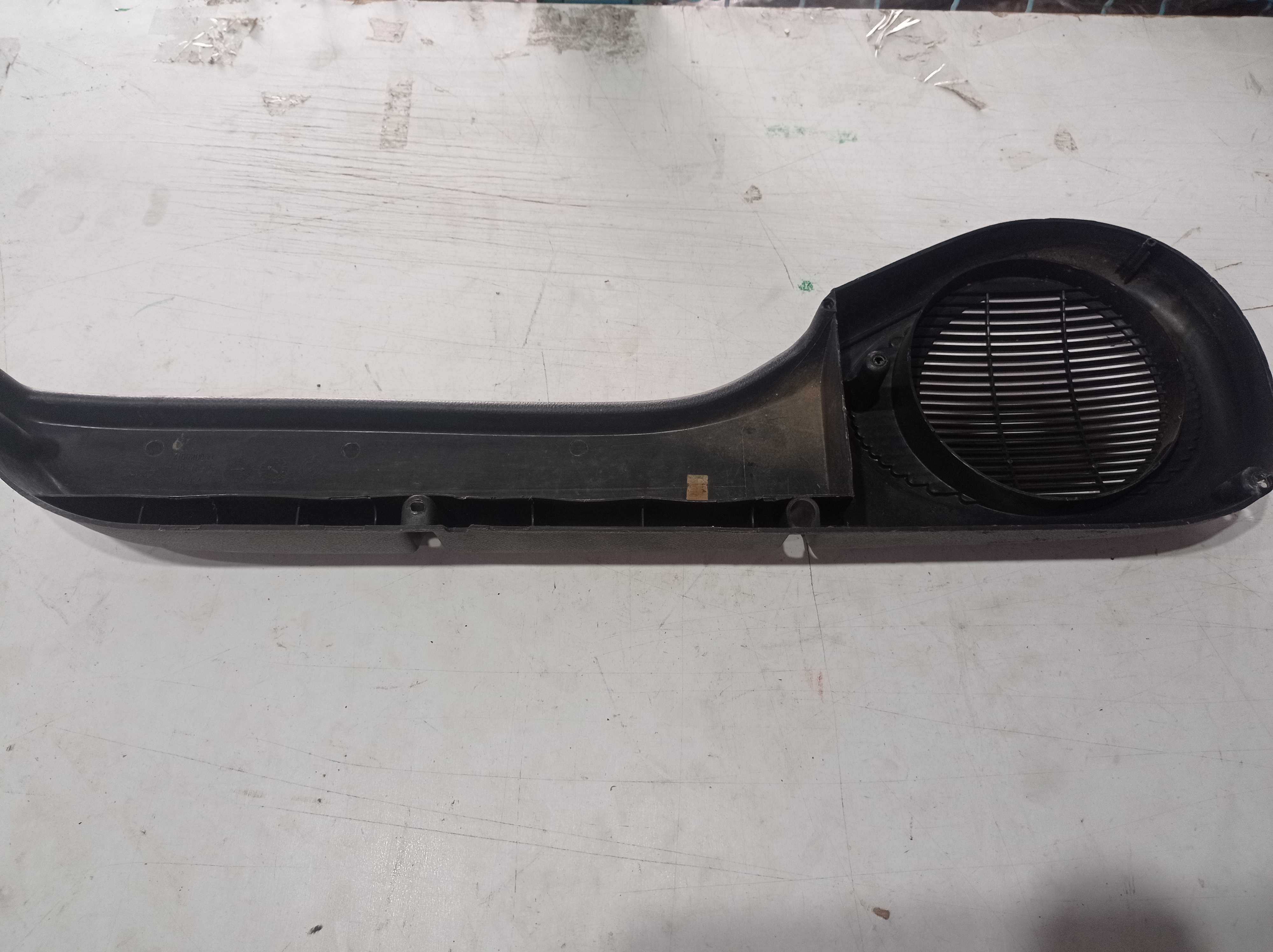 PORTA OBJETO DIANTEIRO DIREITO FIAT PALIO 2009 2