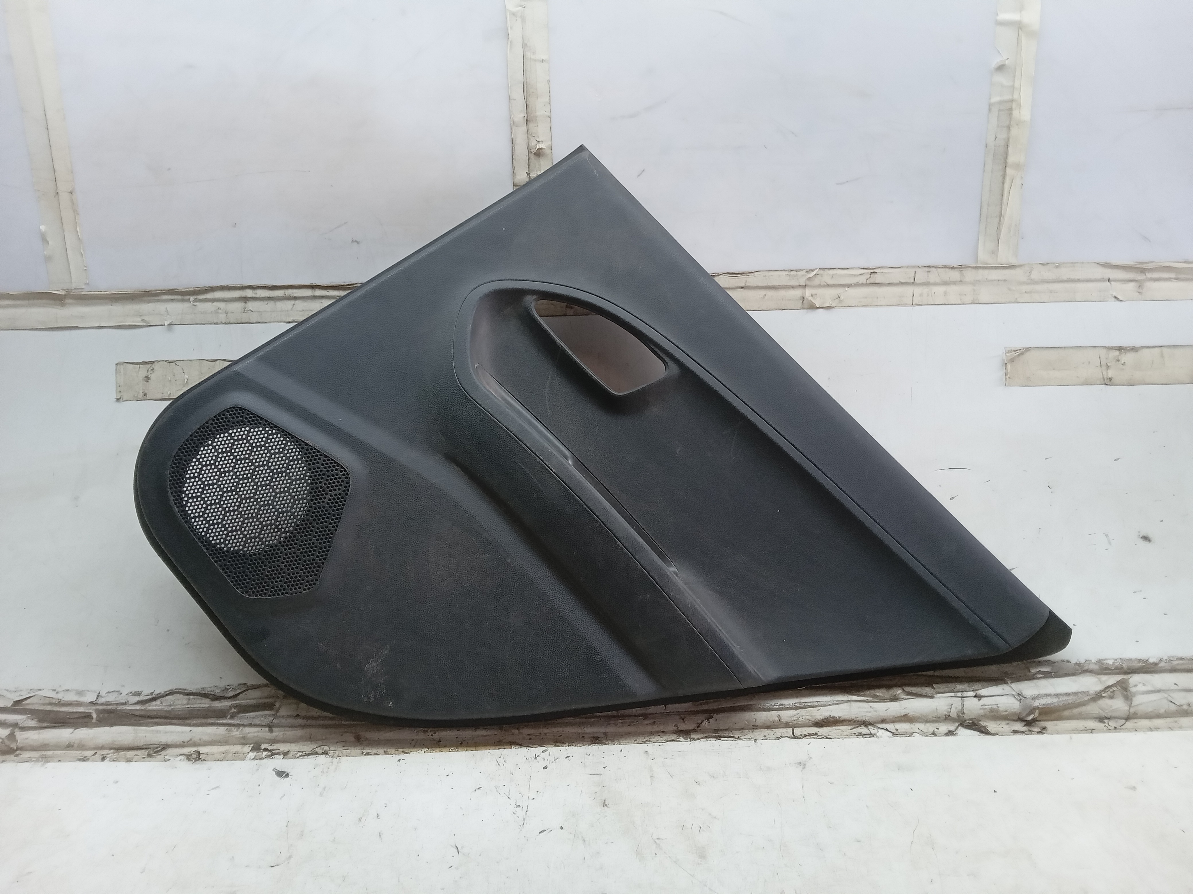 FORRO PORTA TRAS LD KIA PICANTO 2013 1