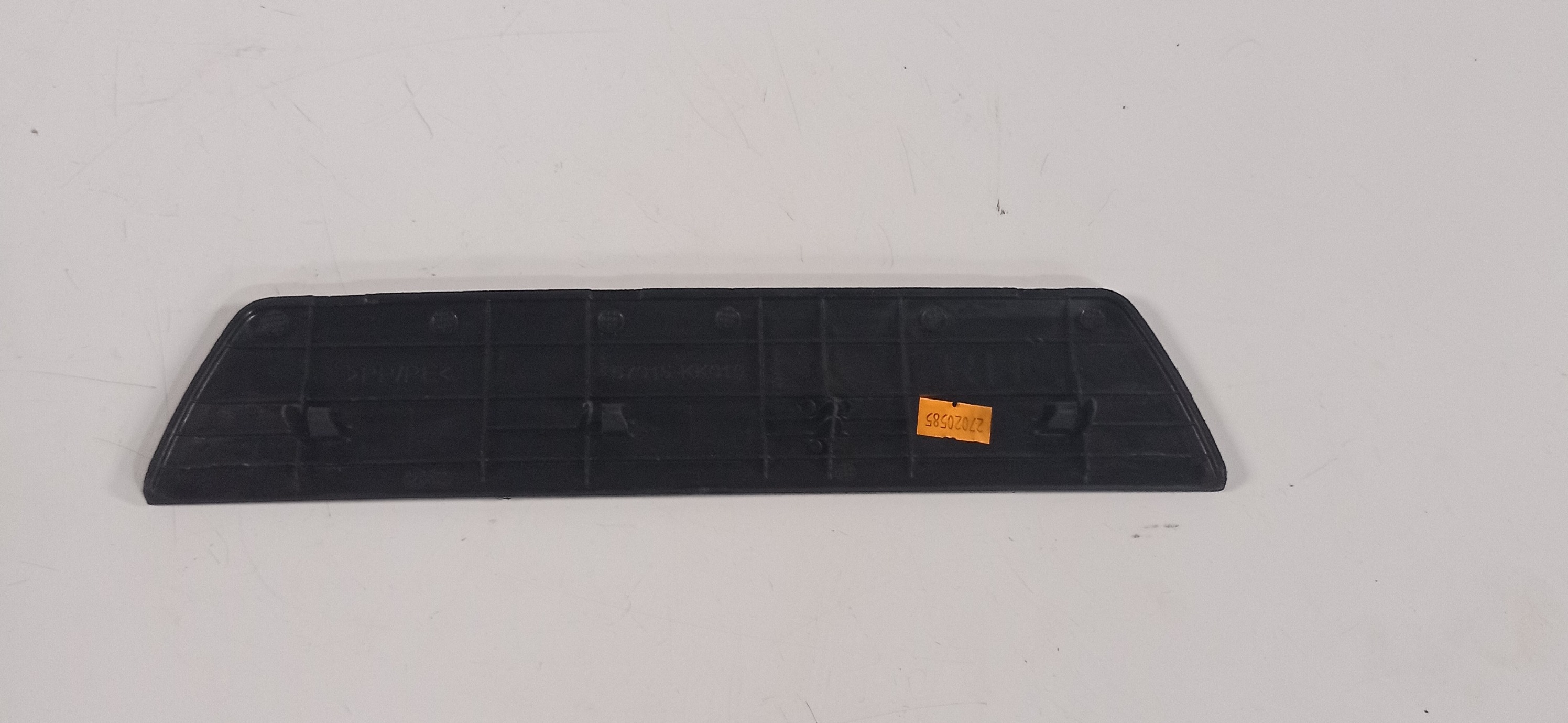 67915kk010 Pisante Soleira Tras Dir Toyota Hilux 2020