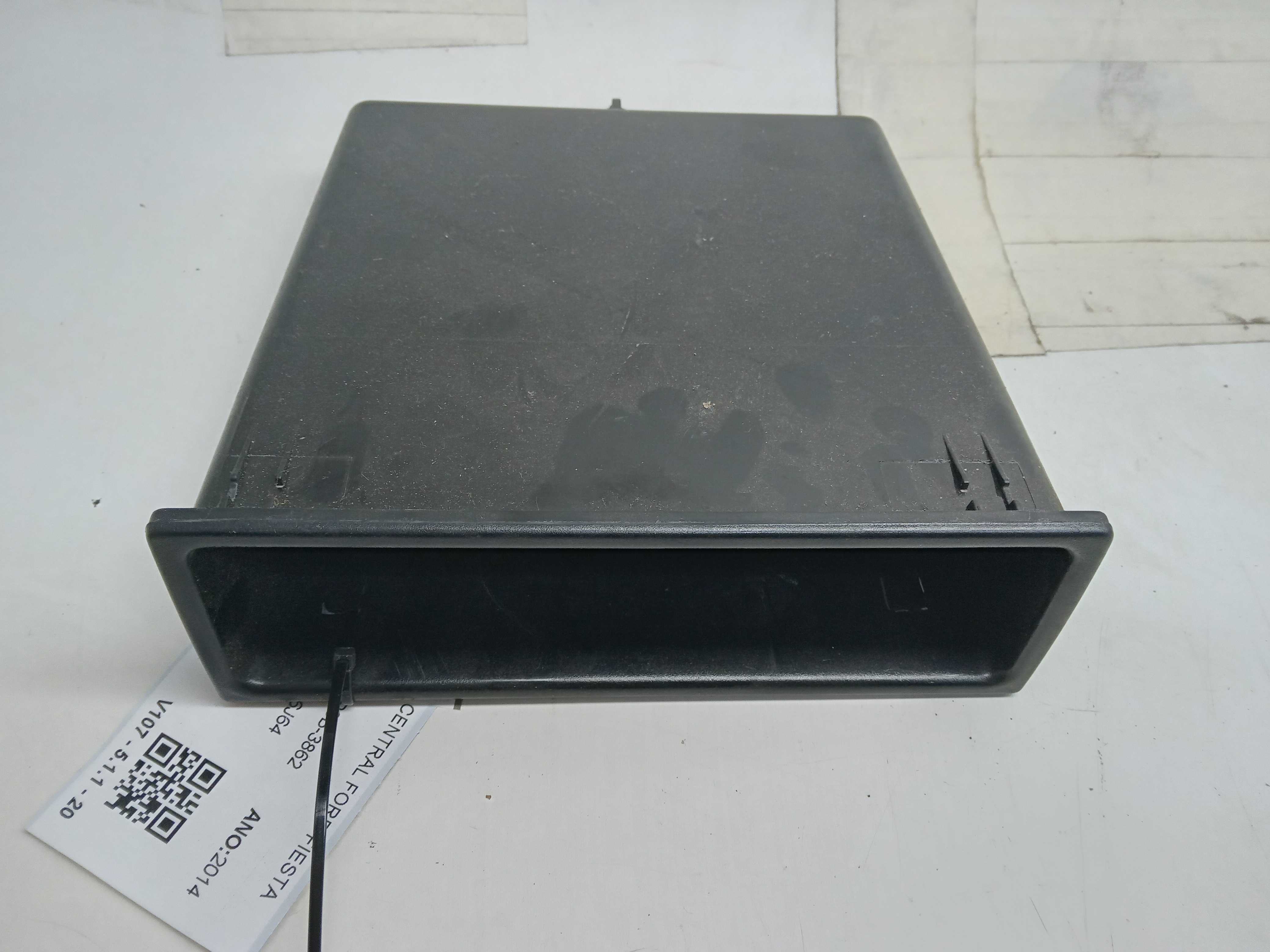 PORTA OBJETOS CENTRAL FORD FIESTA SEDAN 2014