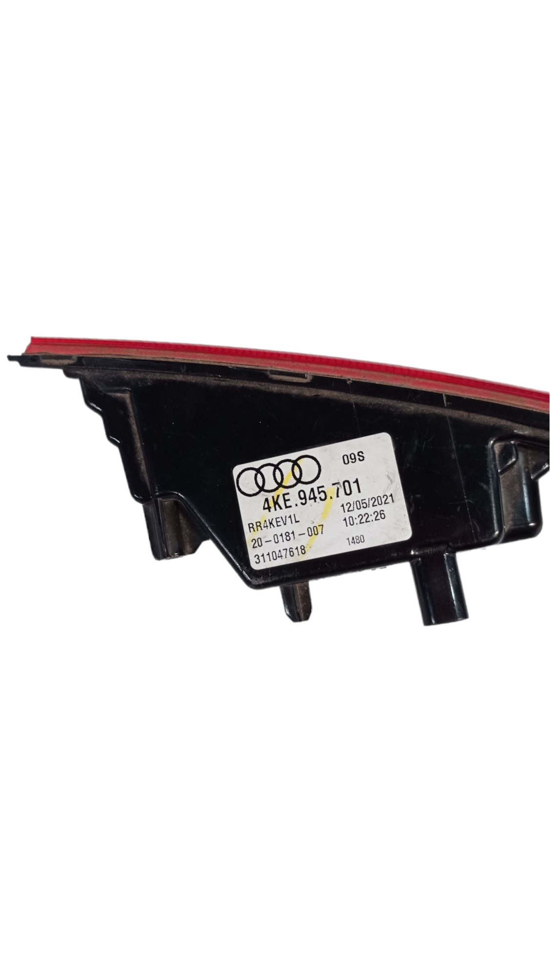 Luz Neblina Parachoque Tras Esq Audi E-tron Sportback 2022 10