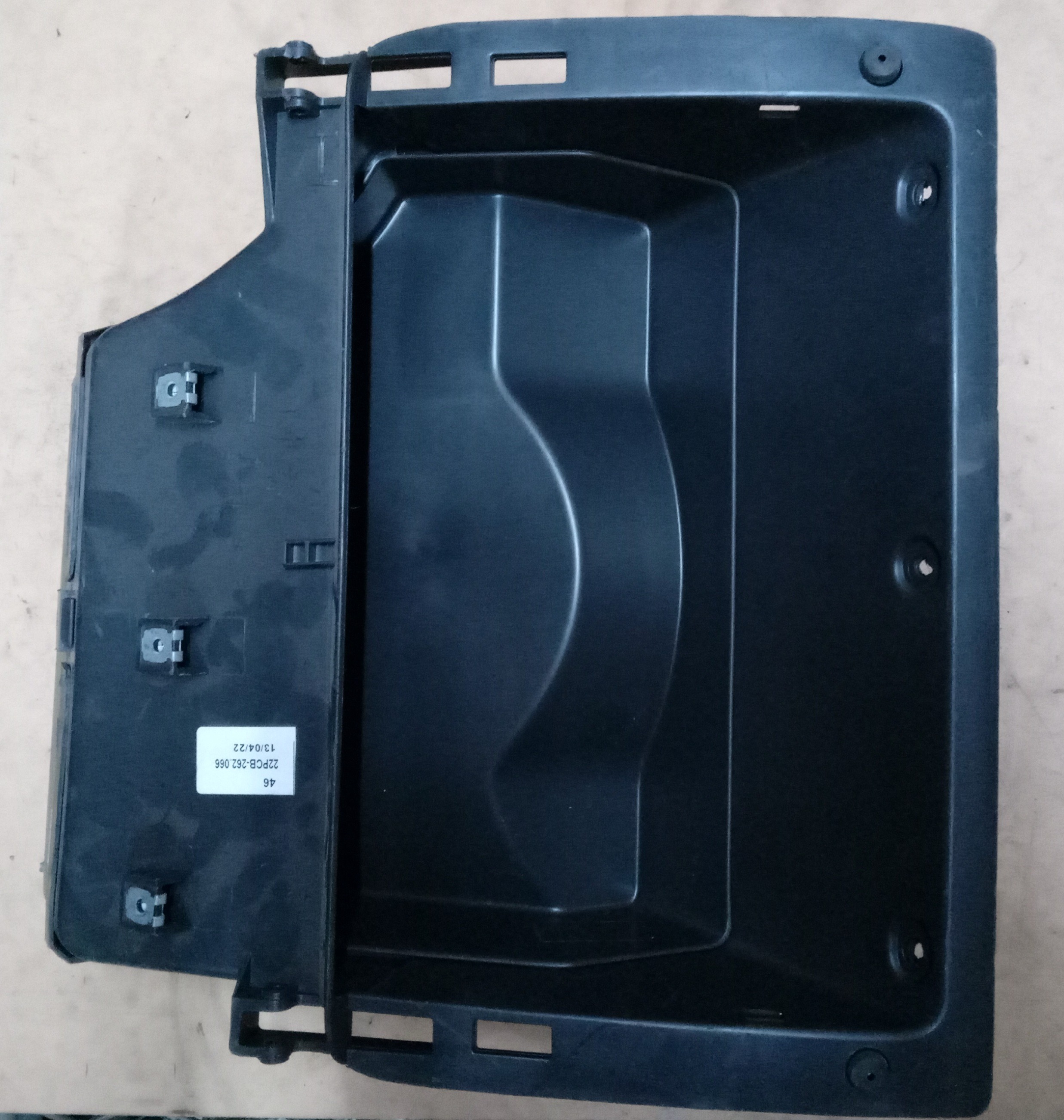 PORTA LUVAS VW FOX 2011 1