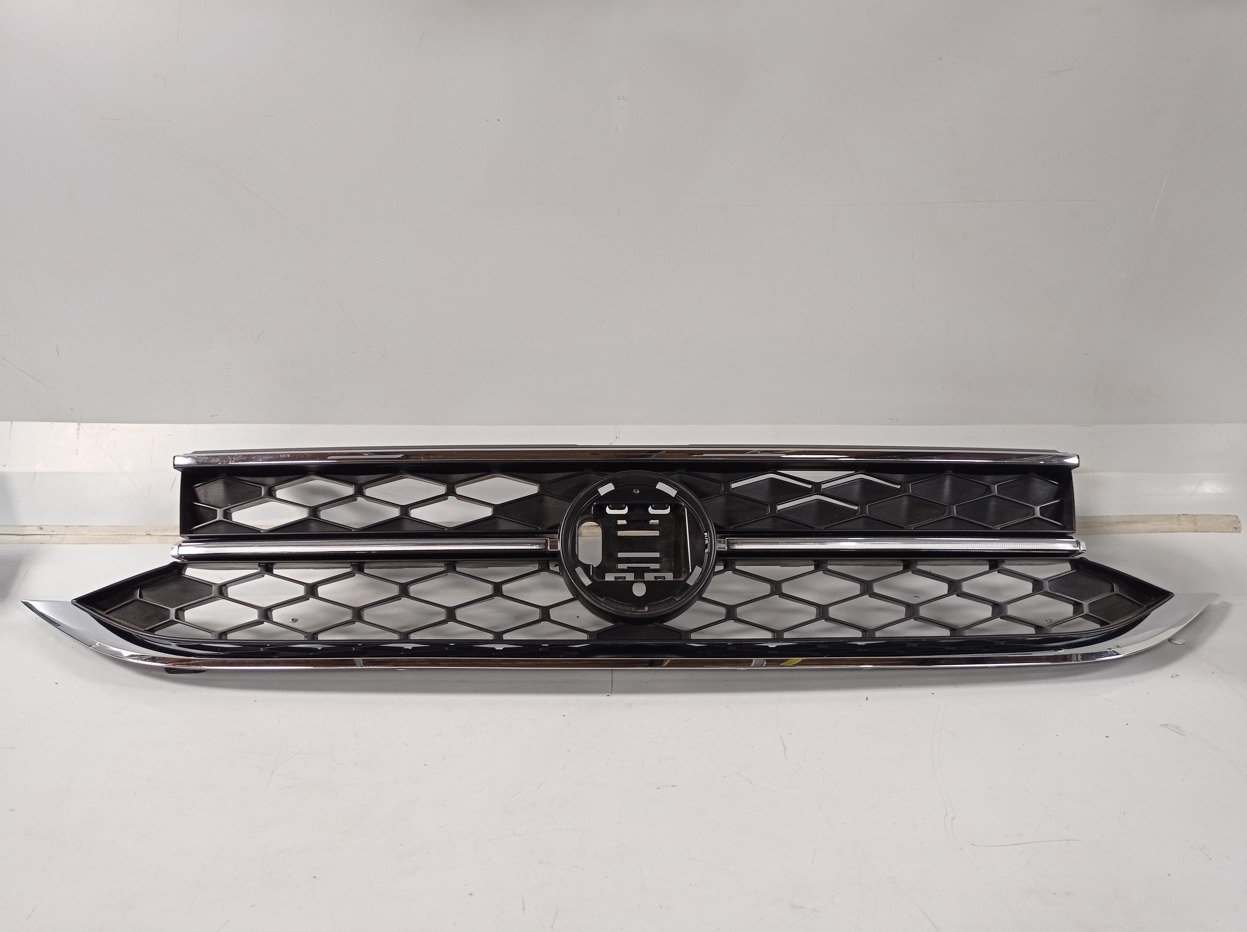 2gj853653g Grade Dianteira Vw Taos Highline 2020/2022 C Led