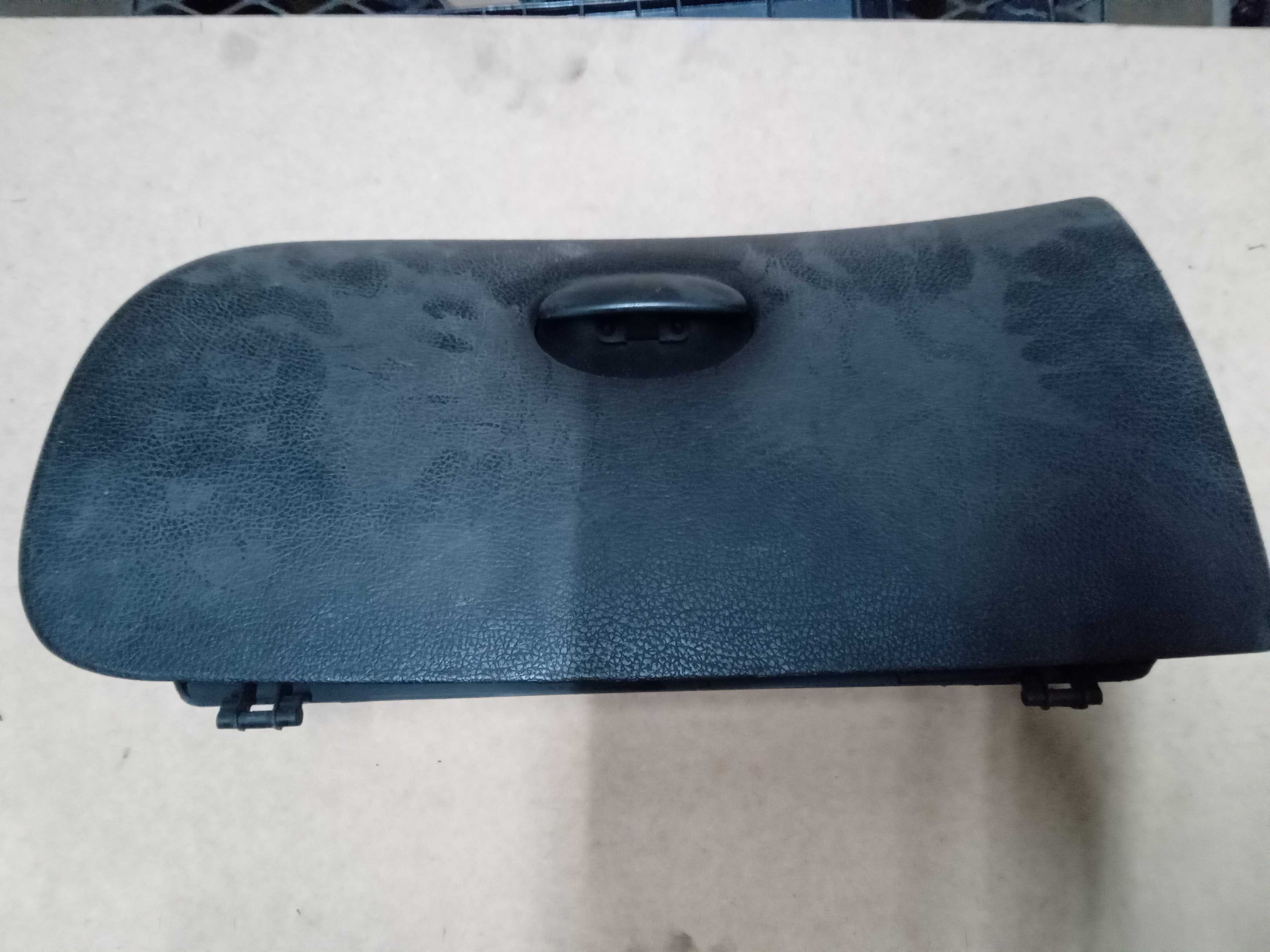 TAMPA PORTA LUVAS PEUGEOT 206 2003 2