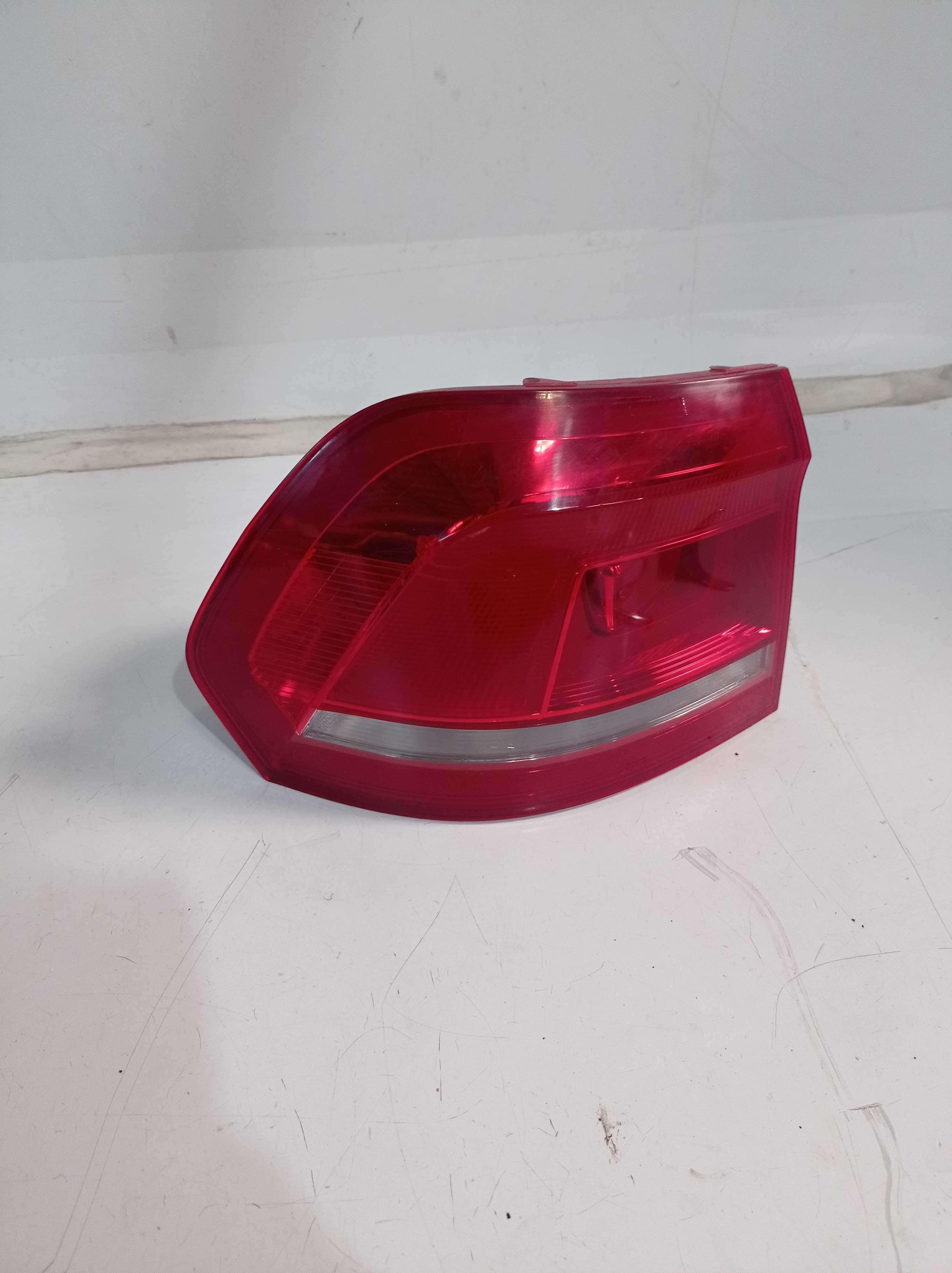 LANTERNA TRASEIRA ESQUERDA VOLKSWAGEN FOX 2015 A 2018 3