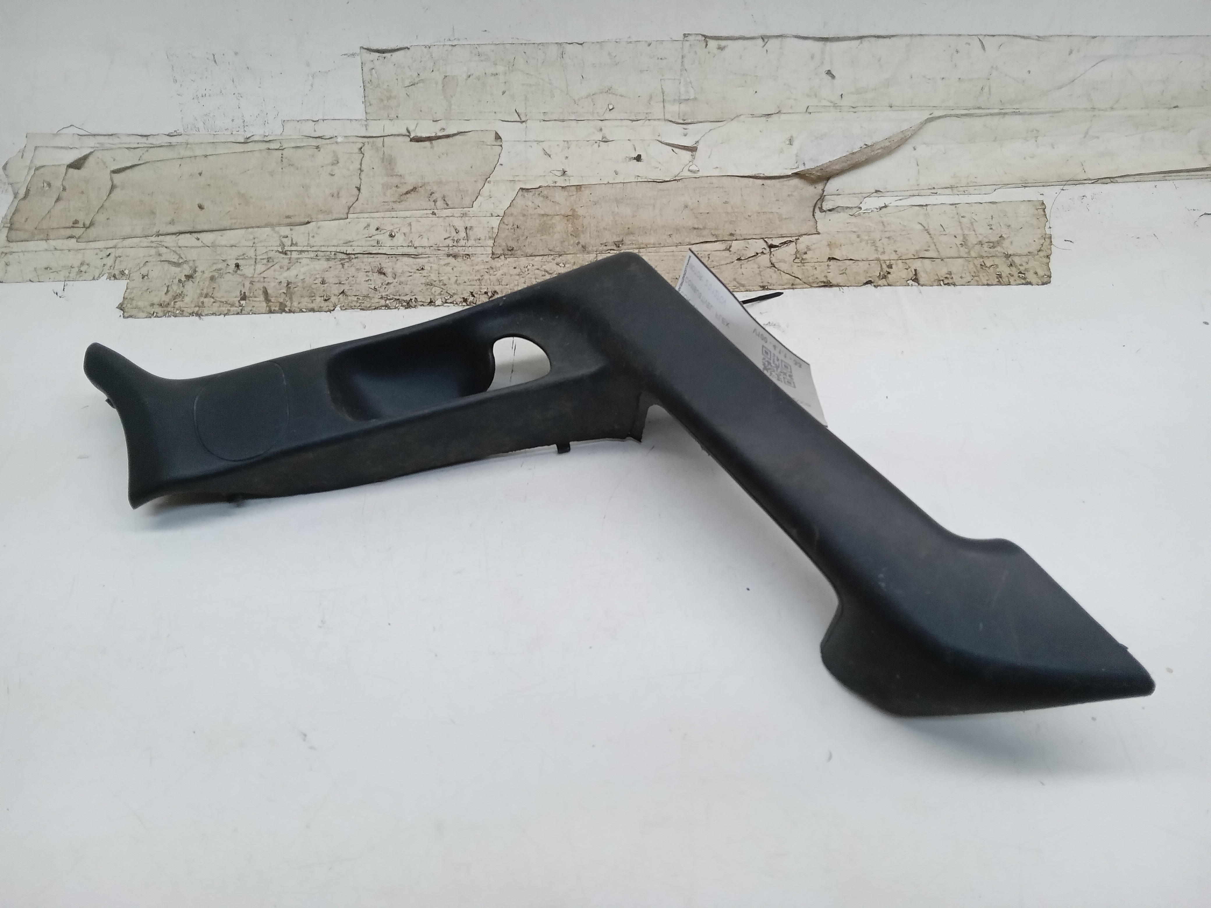 MOLDURA PUXADOR PORTA DIANTEIRA DIREITA Chevrolet Astra 2008 1