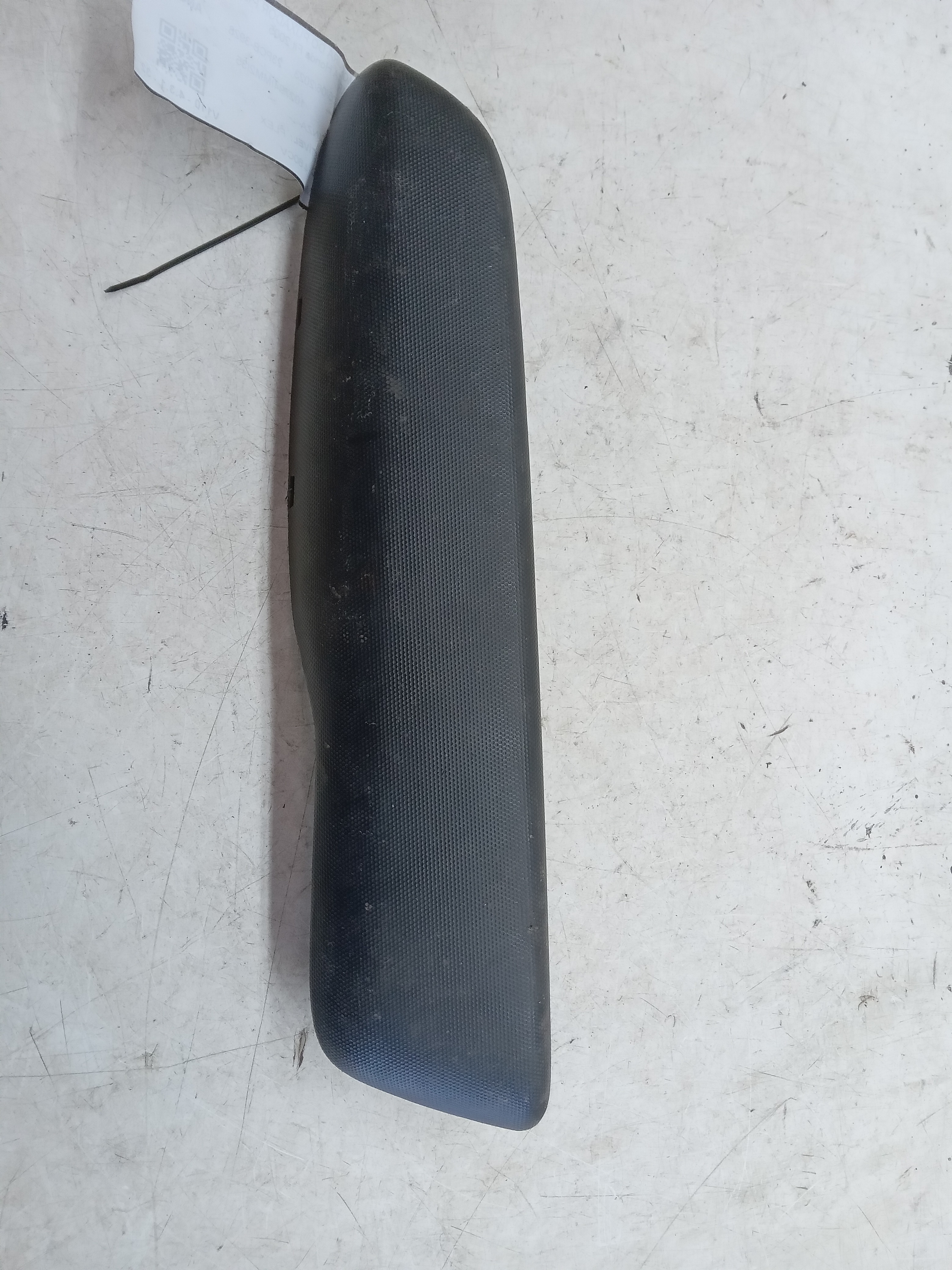 MOLDURA PUXADOR FORRO PORTA TRAS LD Honda Fit 2004 1
