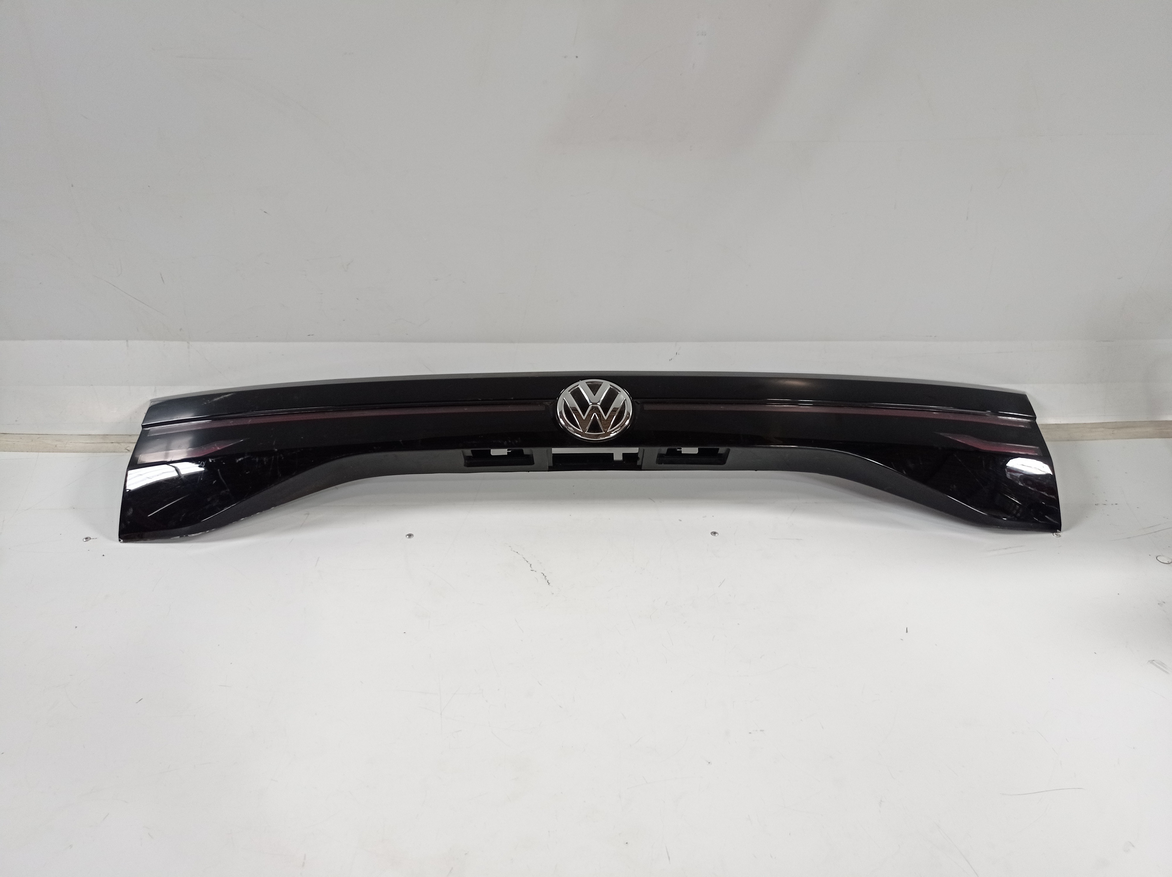 Moldura Aplique Tampa Traseira Vw Tcross 2018 1