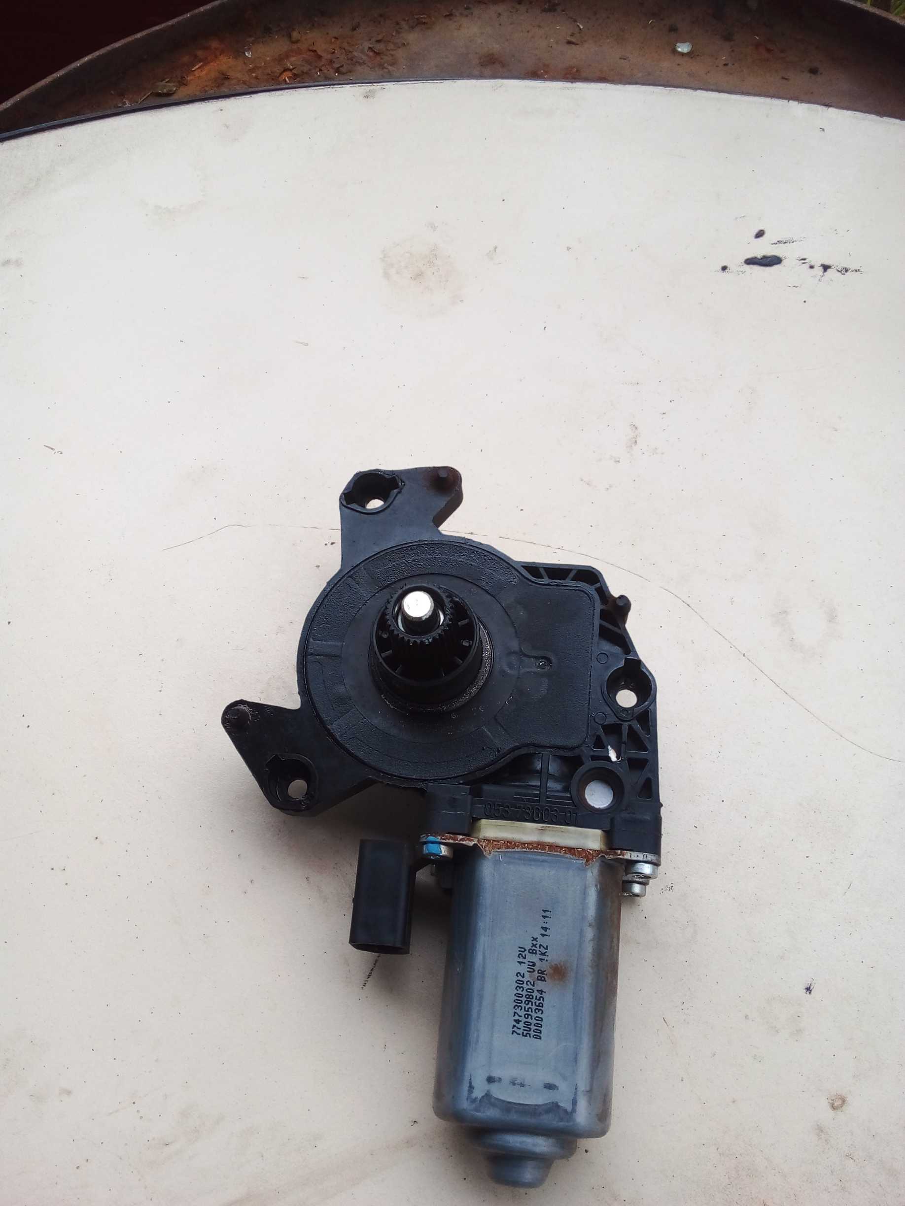 MOTOR MAQUINA VIDRO TRÁS ES GOL VOYAGE 2012  7747300302 2