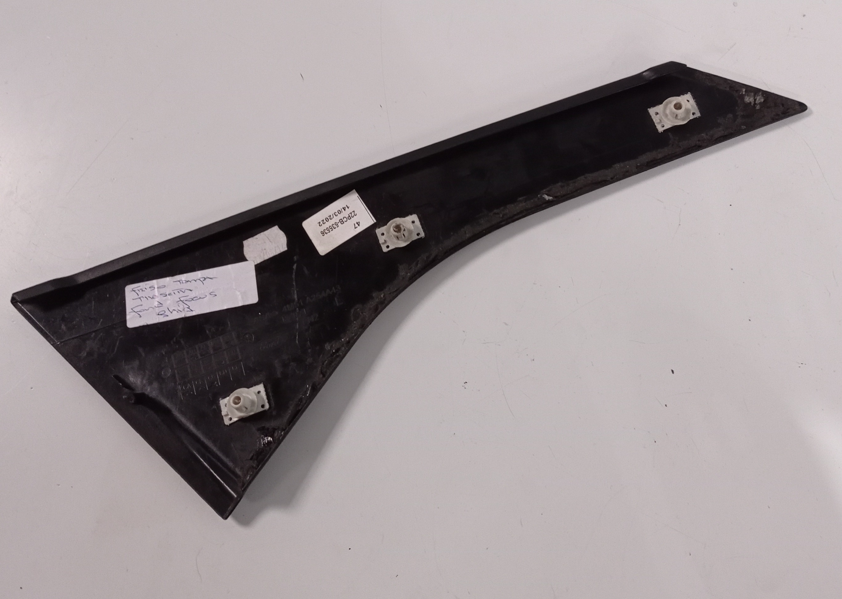 4m51a254a43 Moldura Ext Coluna Traseira Esq Focus 2009 2011 2
