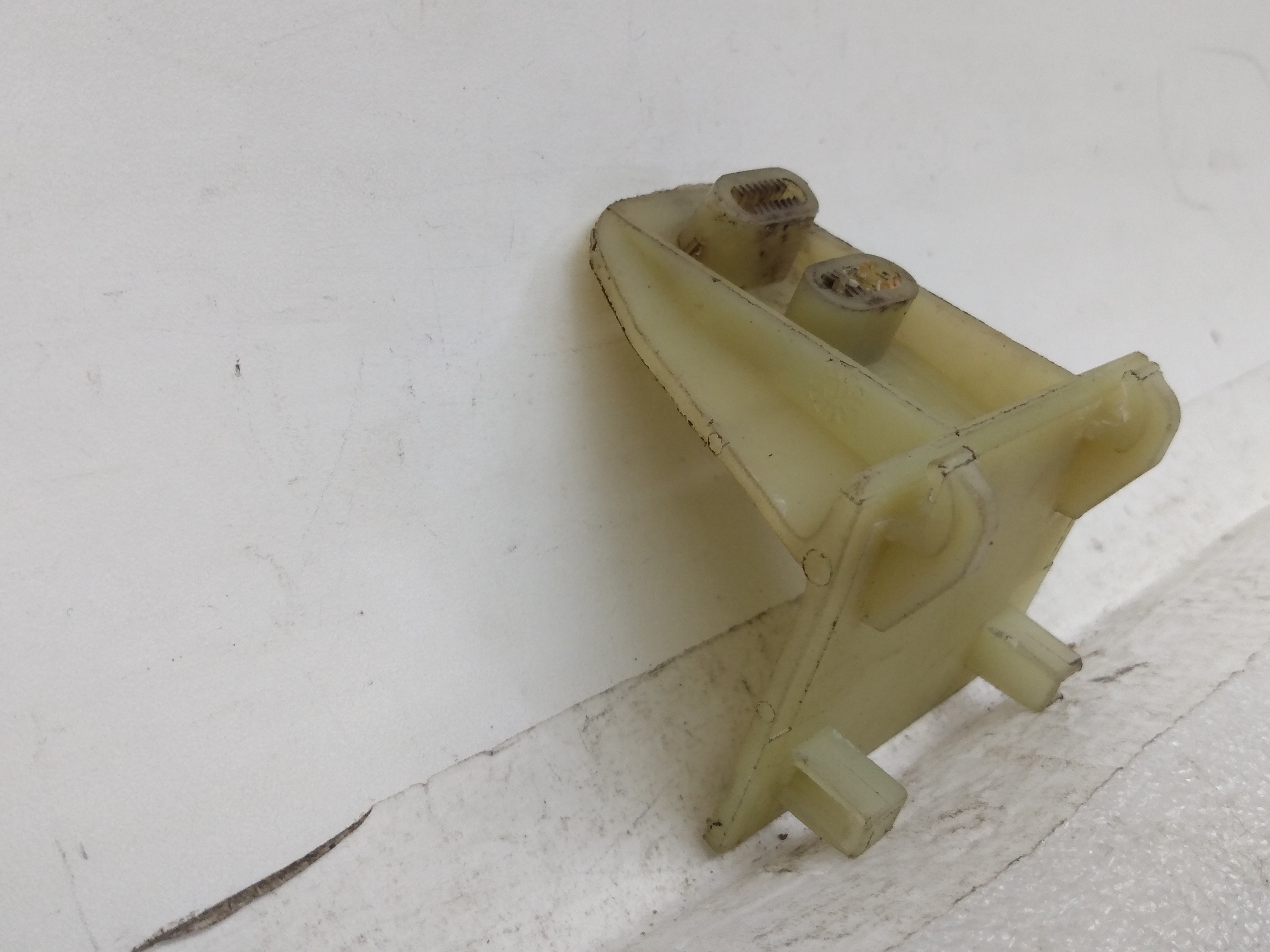 Suporte Forro Porta Renault Clio 2010 2011 5