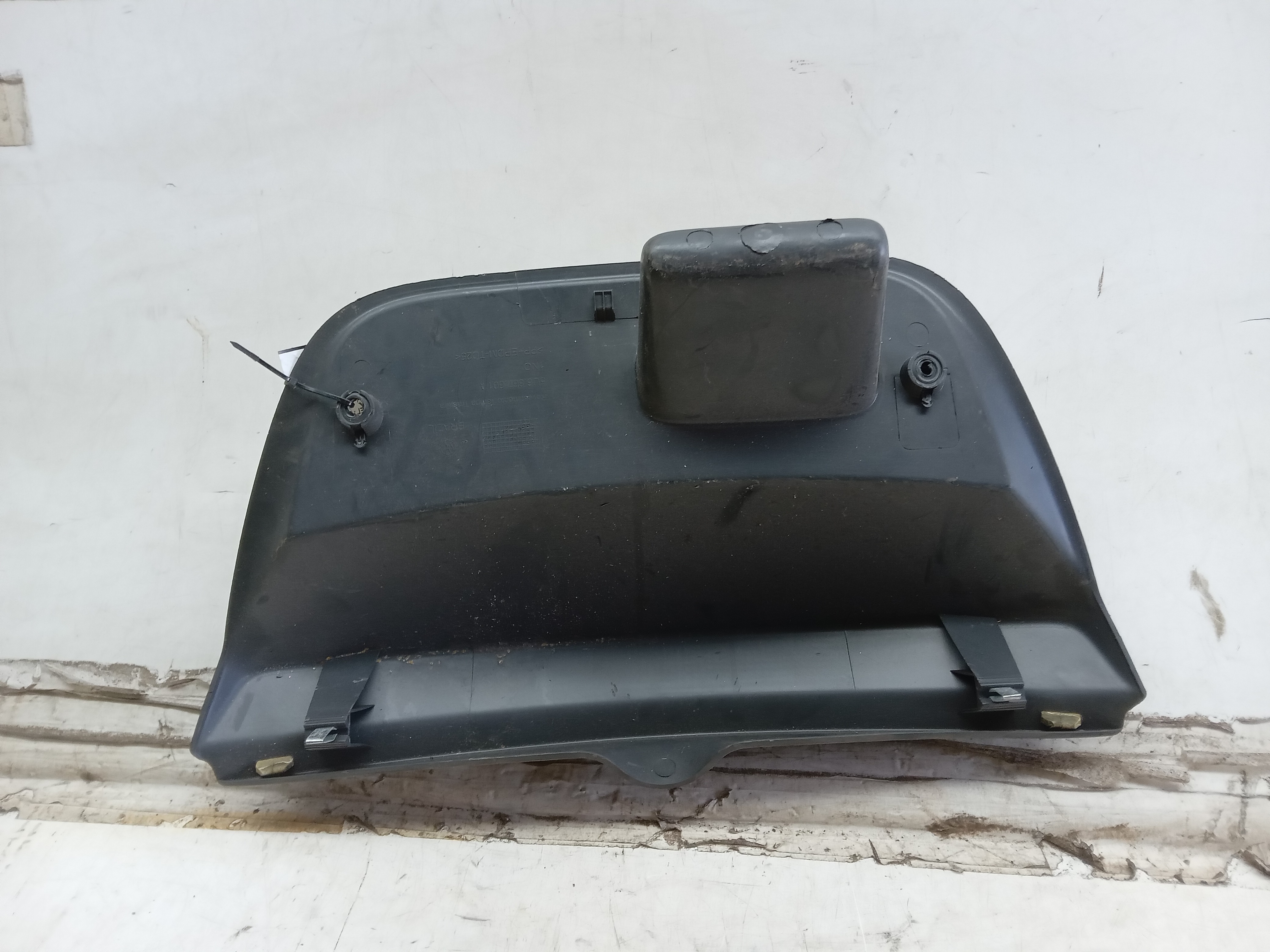 MOLDURA TAMPA TRASEIRA Volkswagen Gol 2012 2