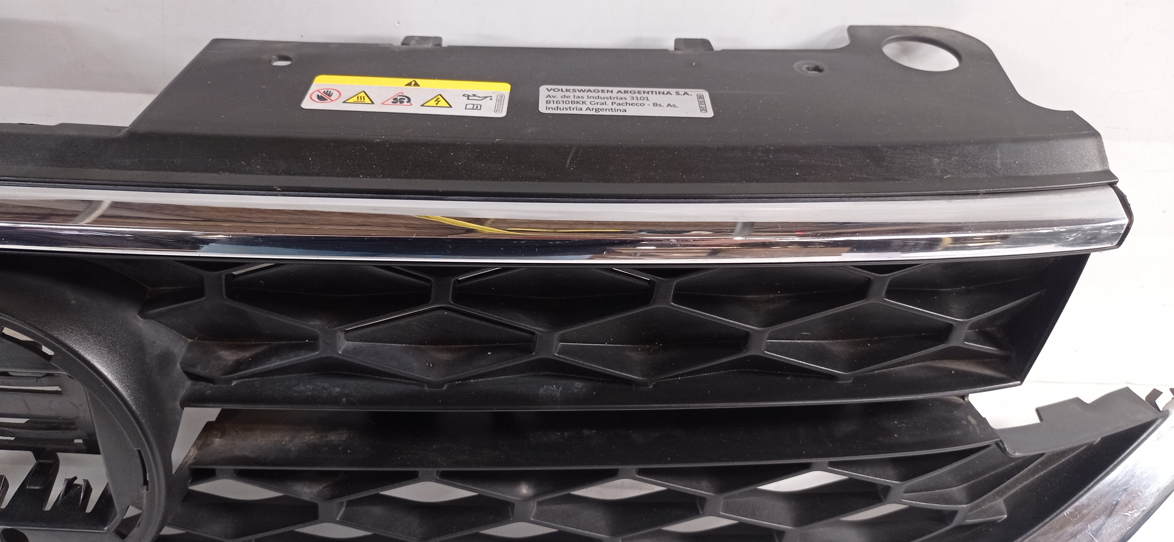 Grade Dianteira Volkswagen Taos 2022 Para Recuperar 5