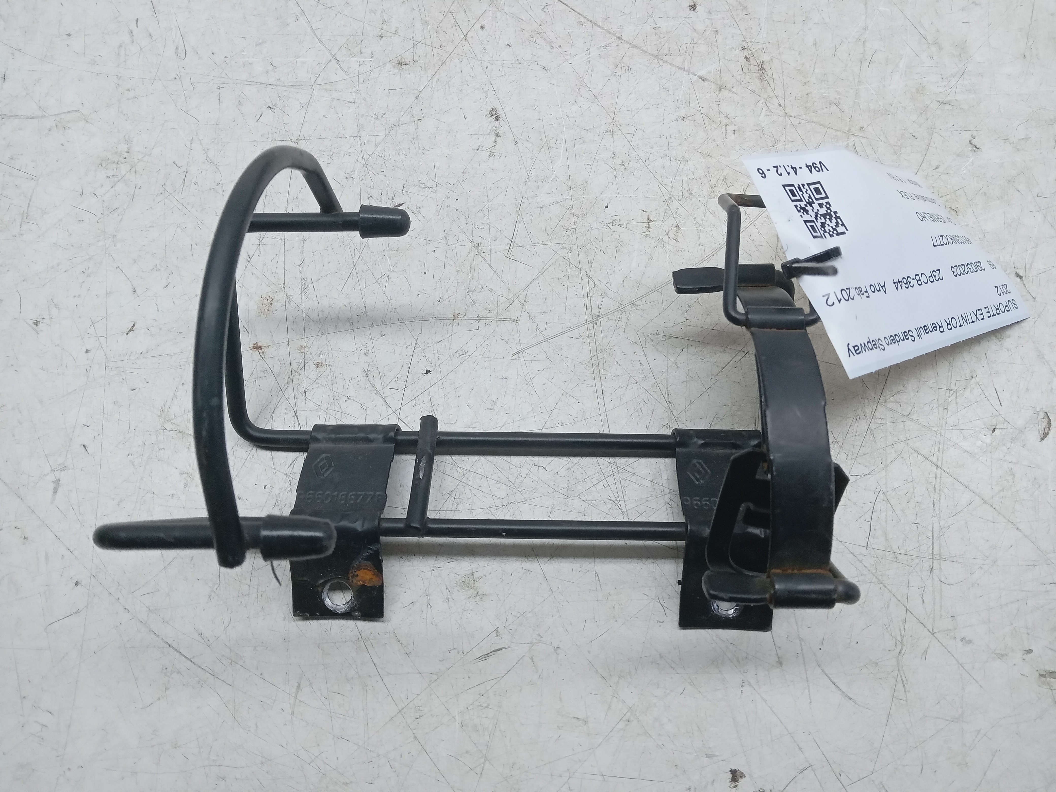 SUPORTE EXTINTOR Renault Sandero Stepway 2012