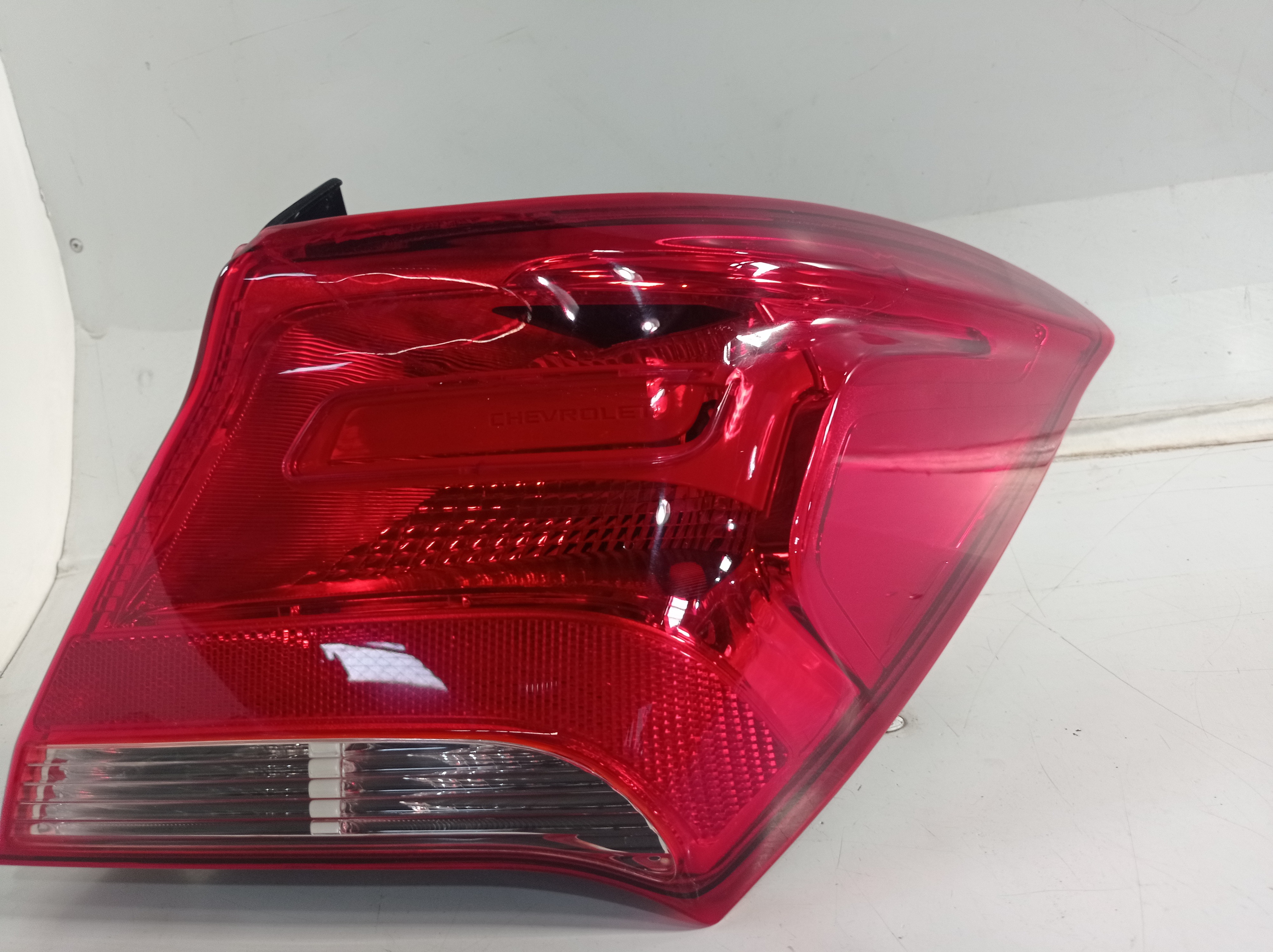 LANTERNA TRAS DIREITA GM NOVO PRISMA 2017 A 2020 RECUPERADA 2
