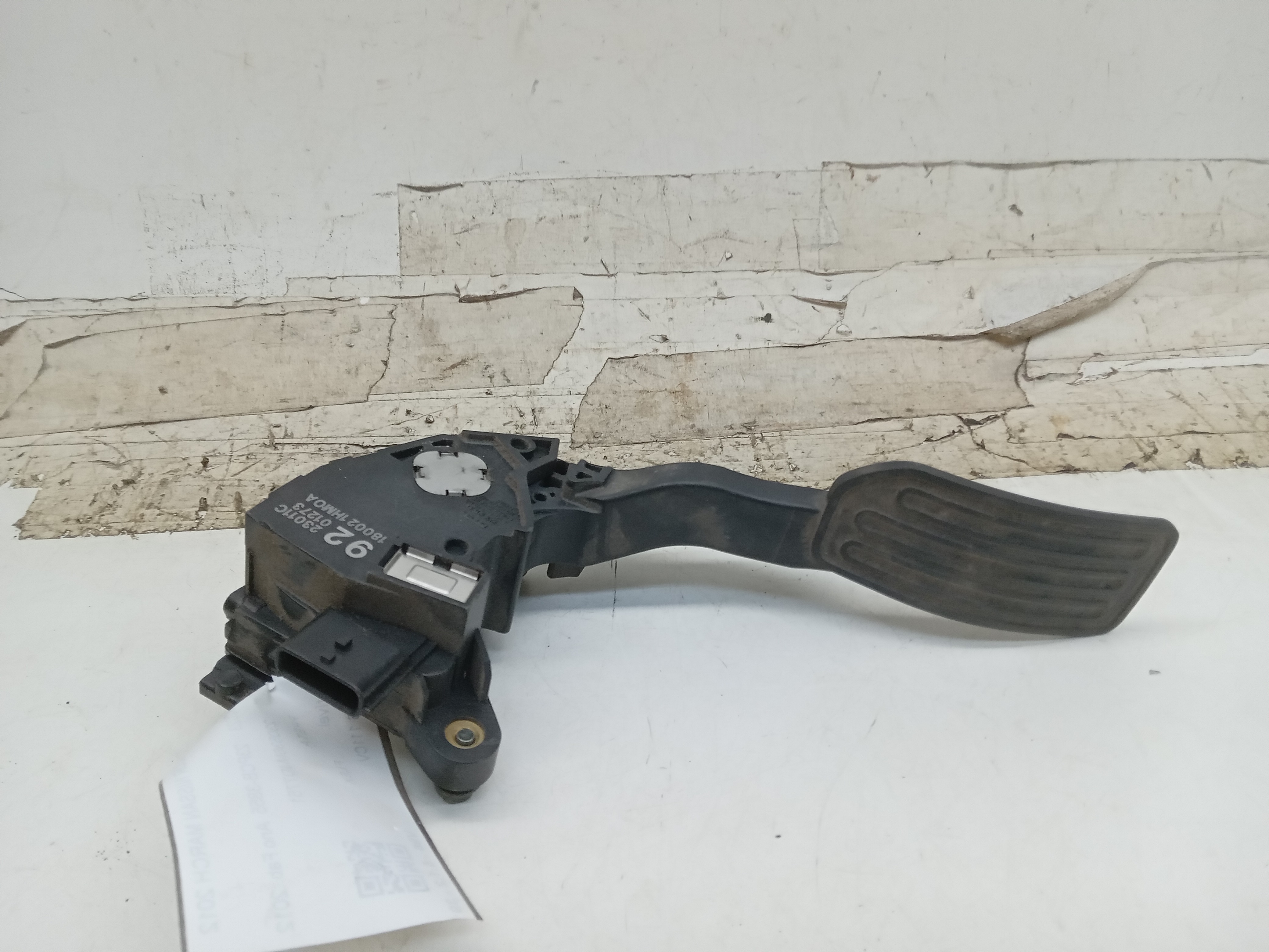 PEDAL ACELERADOR NISSAN MARCH 2012 2