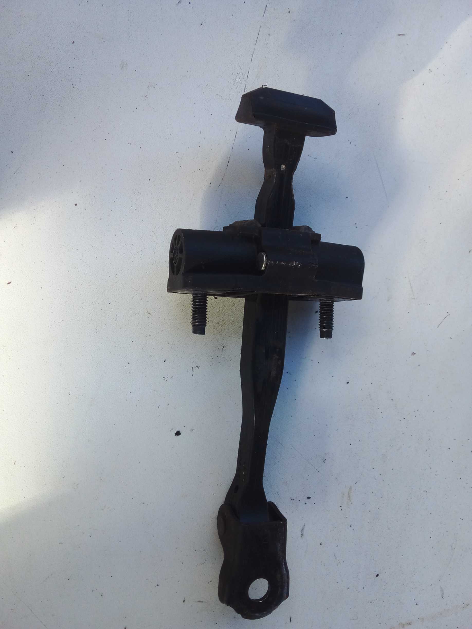 LIMITADOR PORTA TRÁS DIREITA CRUZE 2017 1