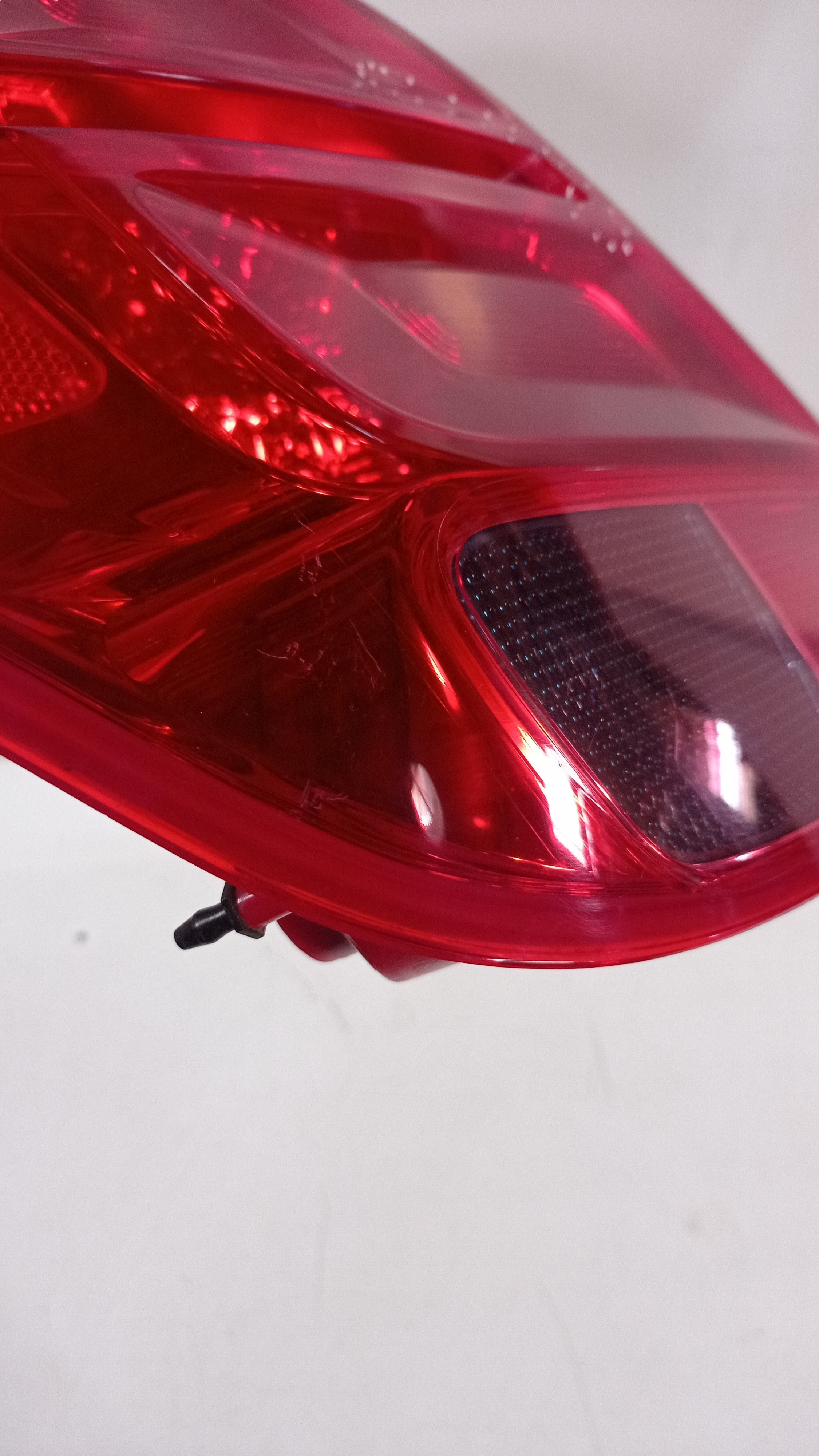 95207517 Lanterna Esquerda Gm Tracker 2015 Recuperada 6