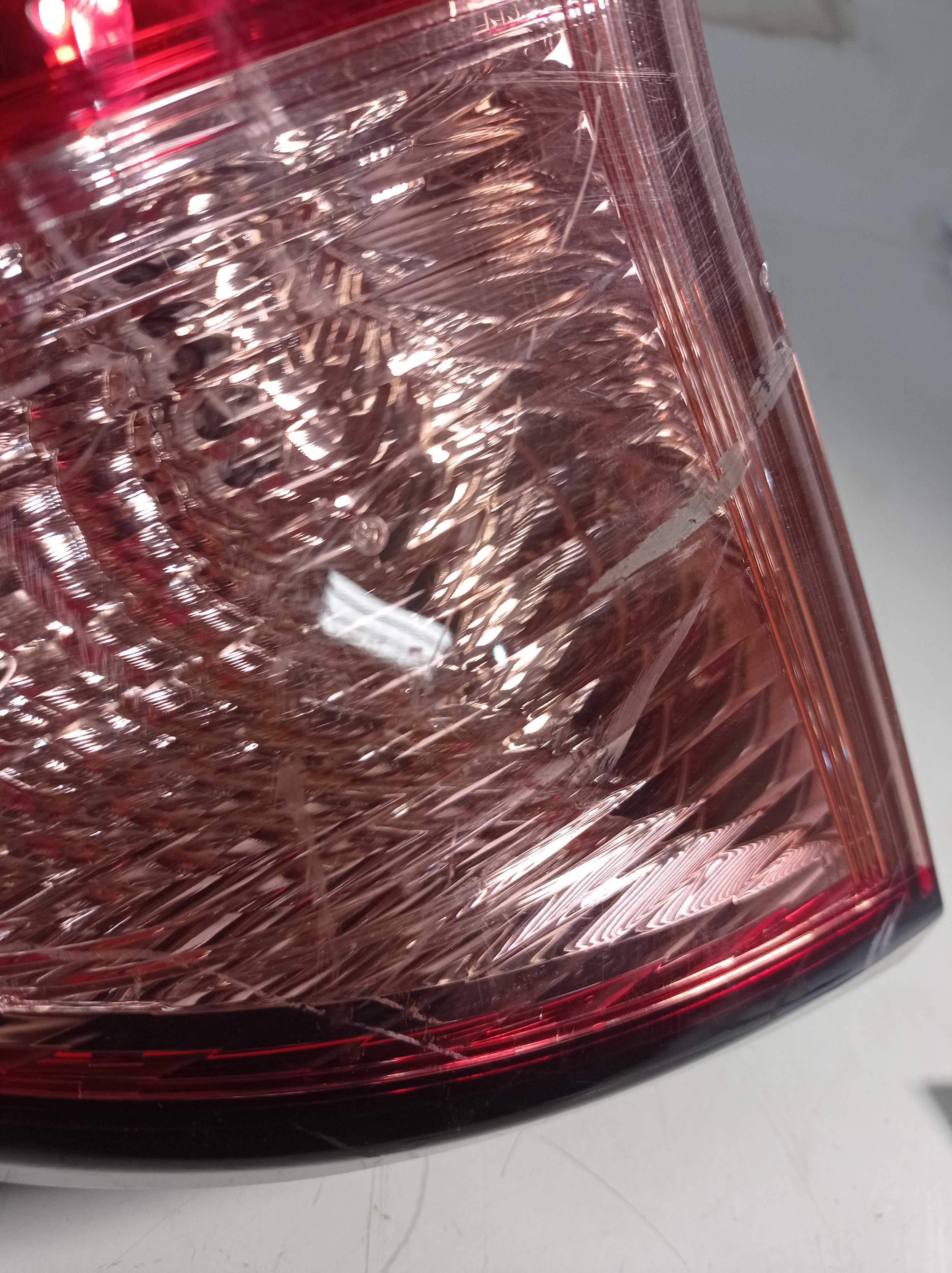 LANTERNA TRASEIRA ESQUERDA HONDA HRV 2015 A 2018 3