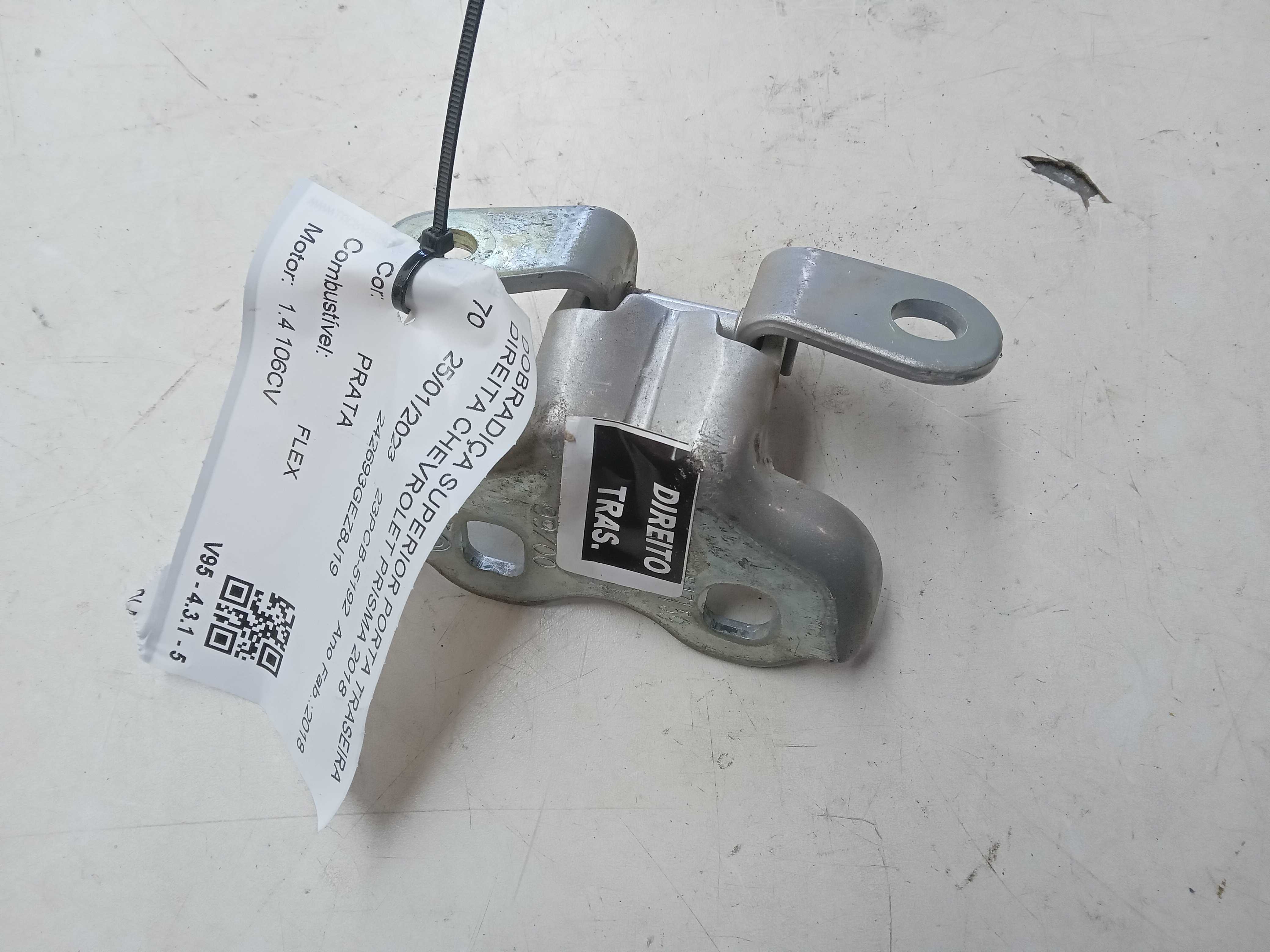DOBRADIÇA SUPERIOR PORTA TRASEIRA LD CHEVROLET PRISMA 2018 2