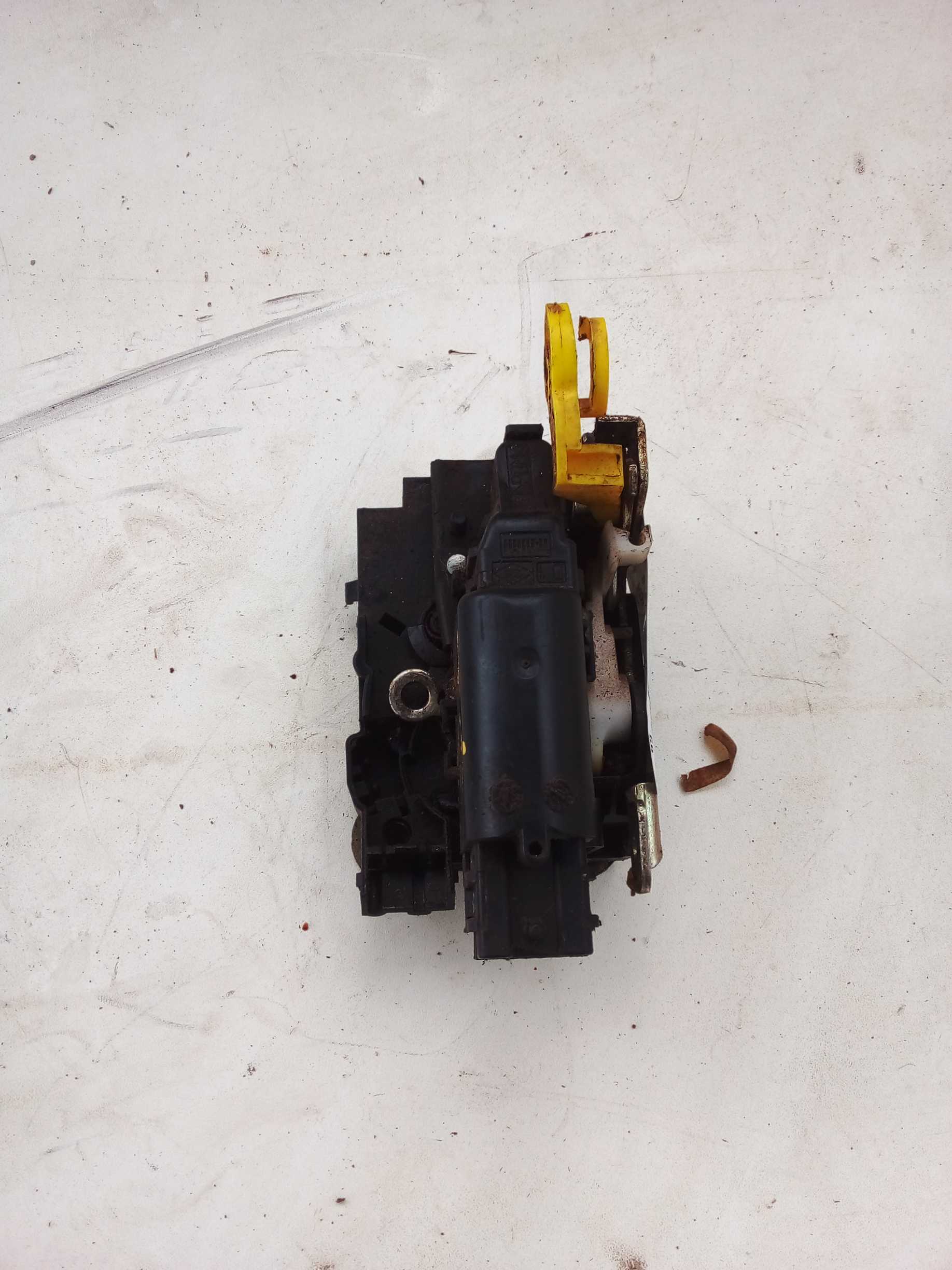 FECHADURA PORTA TRÁS DIREITA DUSTER 2017 2