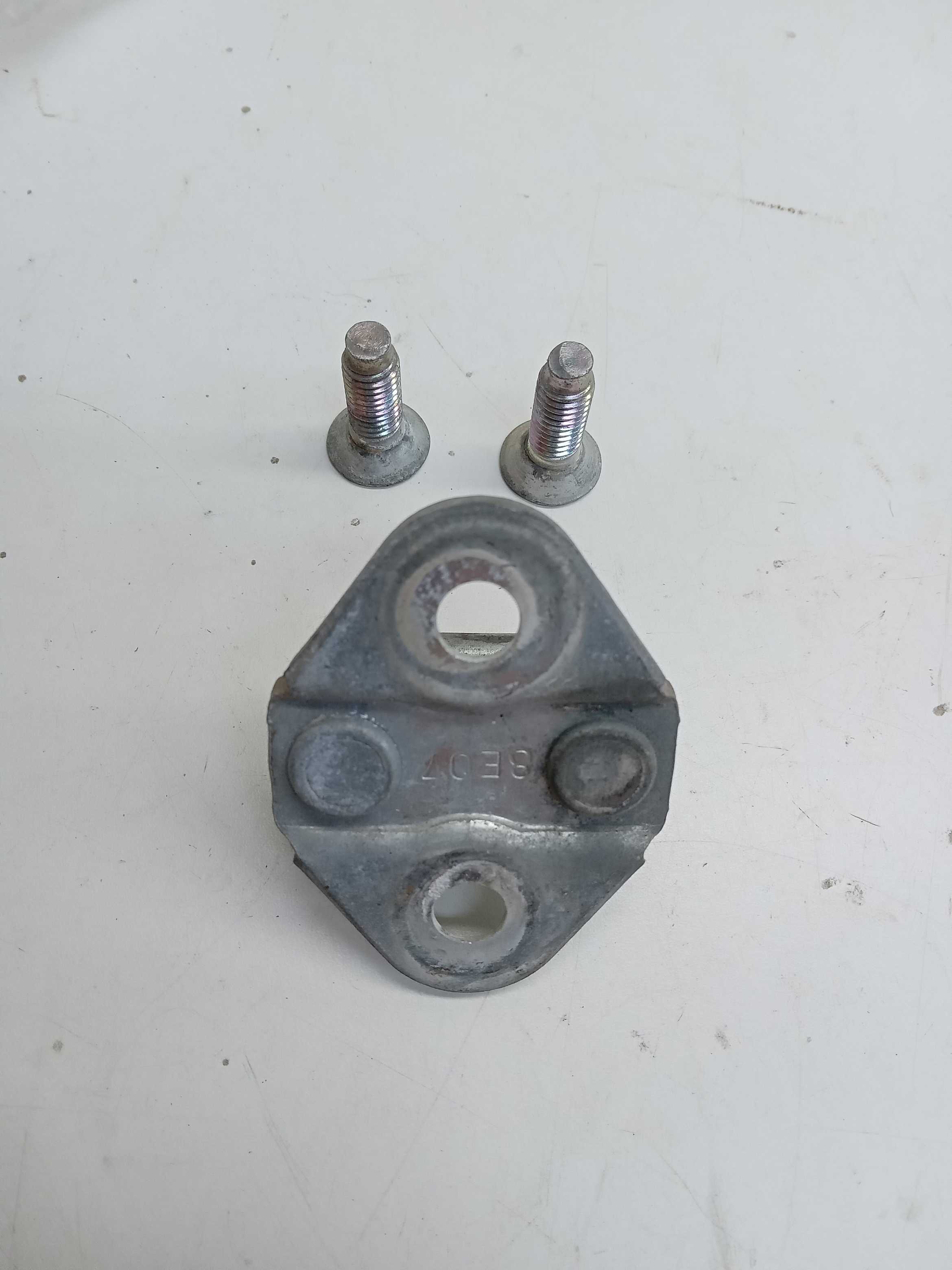 BATENTE  PORTA DIANTEIRA DIREITA Kia Sorento 2009