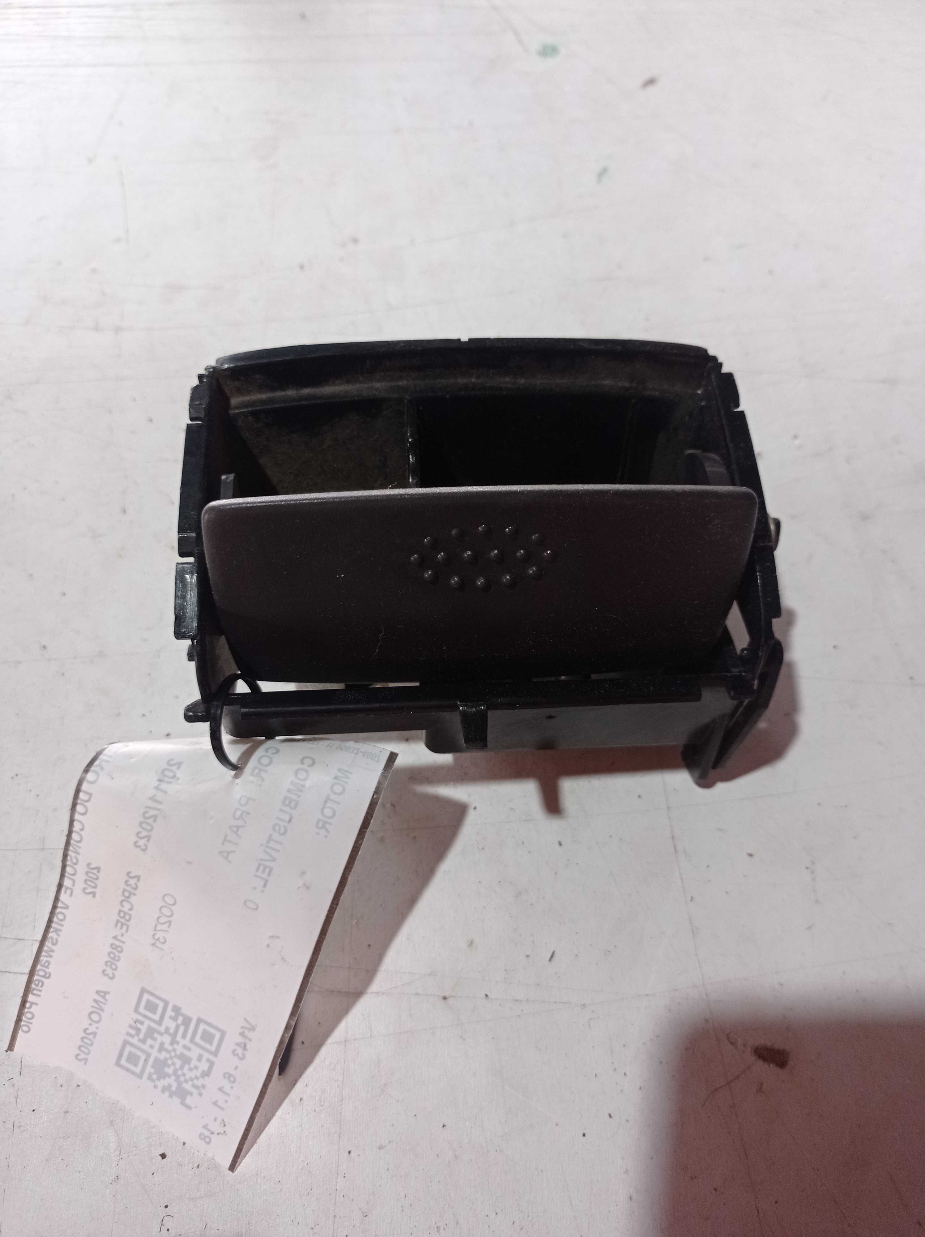 CINZEIRO DO CONSOLE Volkswagen Polo 2002