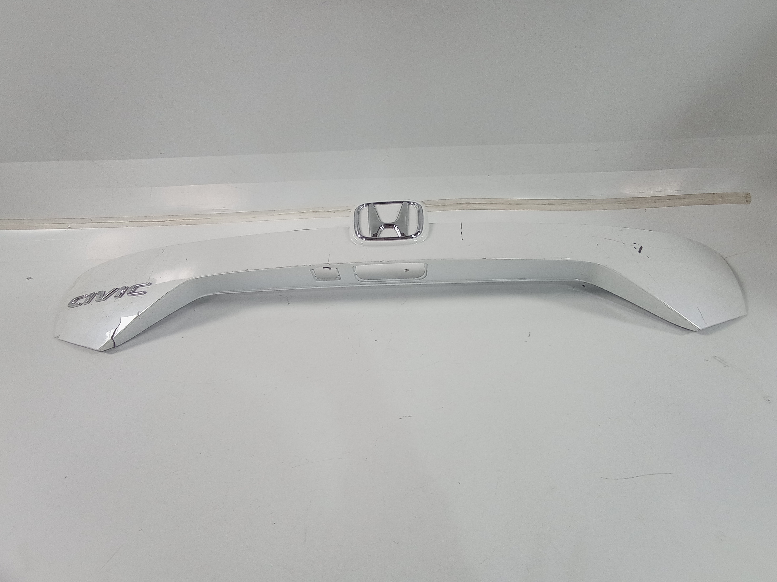 74890tem Moldura Aplique Tampa Traseira Honda Civic G10 2016 2
