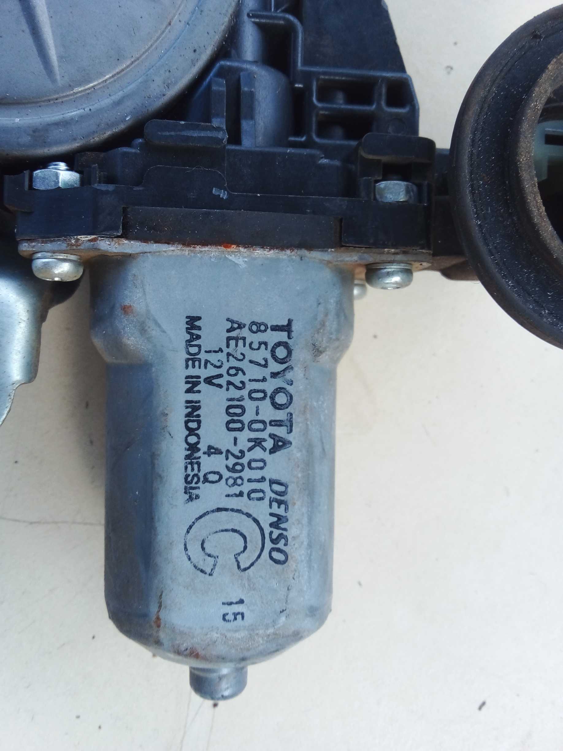 MAQUINA VIDRO DIANTEIRO DIREITO HILUX 2009 857100K010 2
