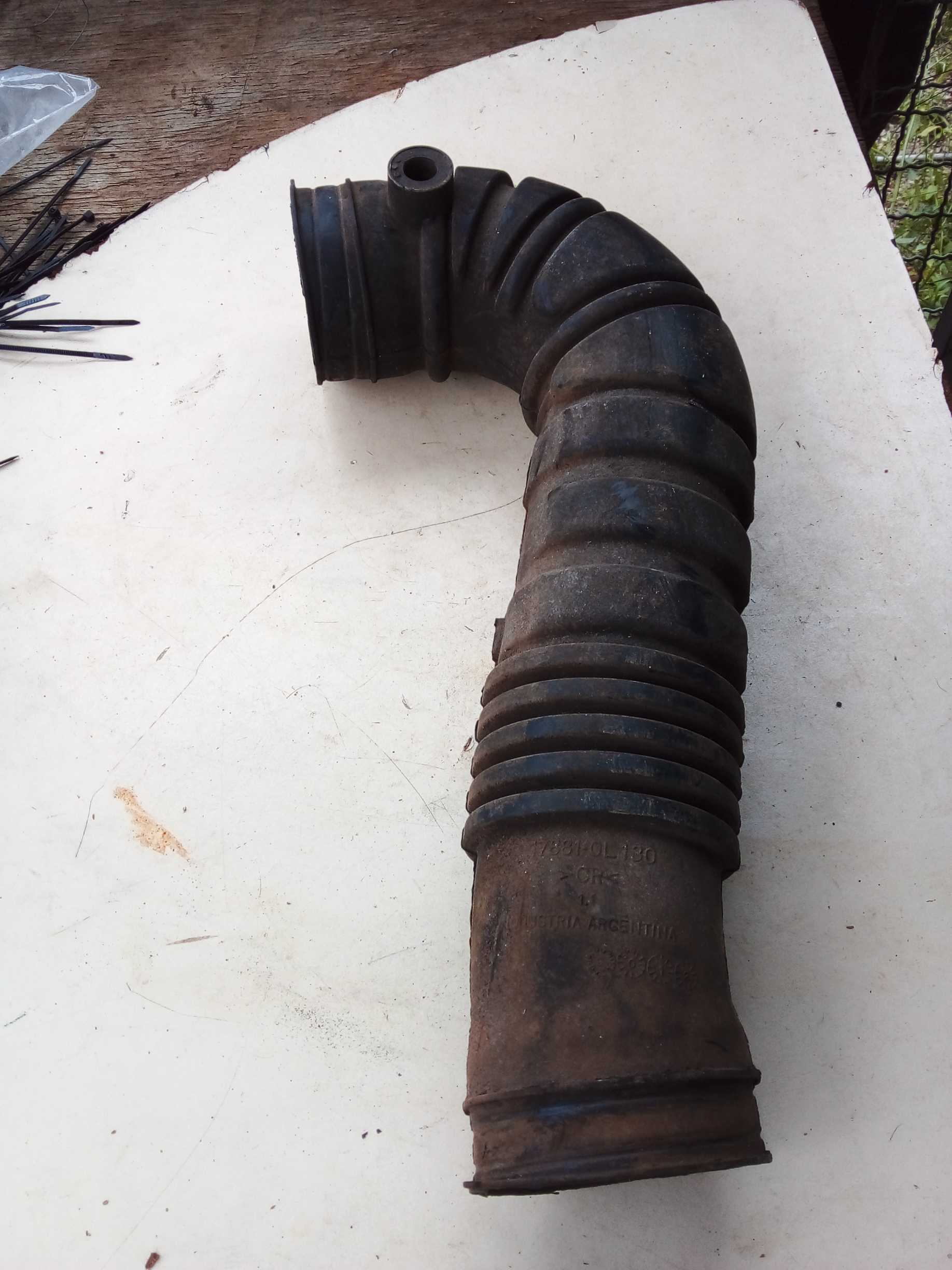 MANGUEIRA FILTRO AR HILUX 3.0 DIESEL 2010 1