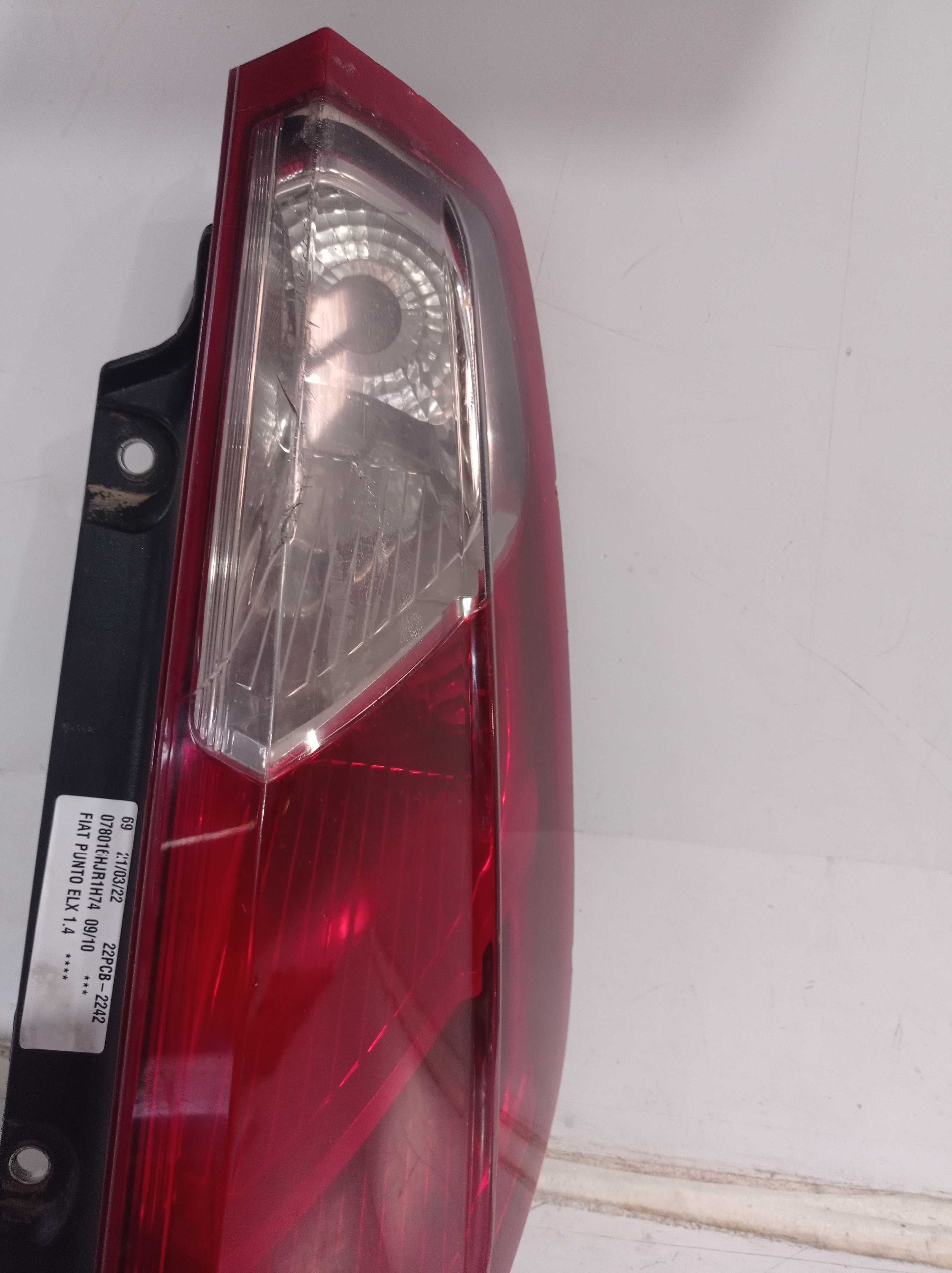 Lanterna traseira Direita fiat Punto 2009 2010 2