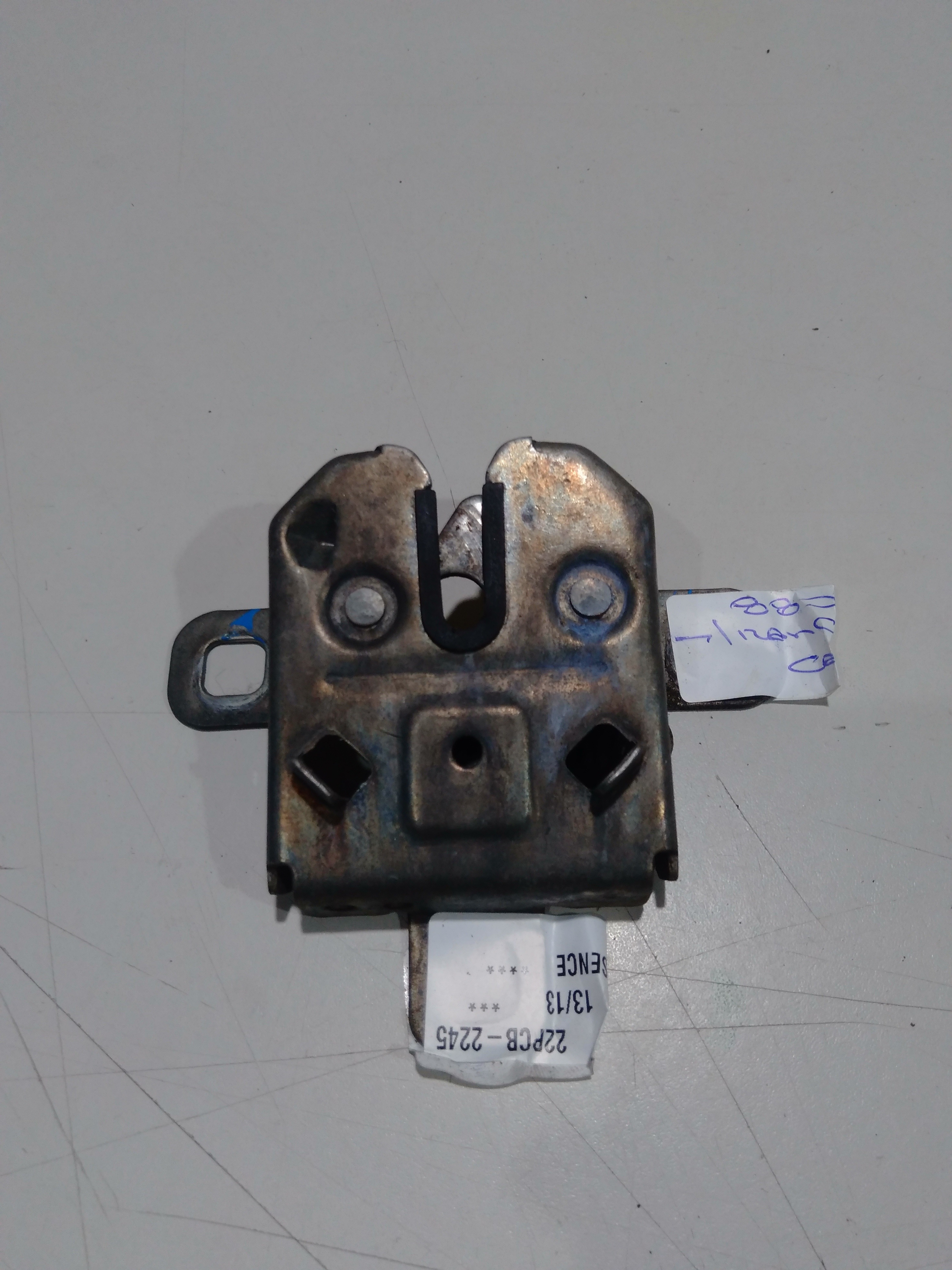 FECHADURA CAPÔ DIANTEIRO FIAT PUNTO 2013