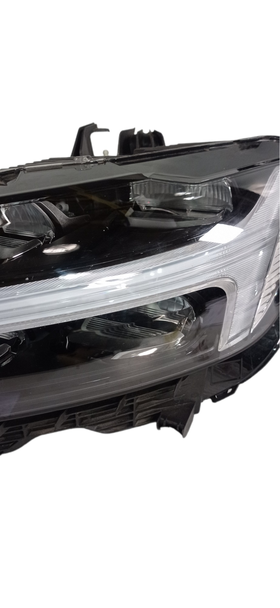 Farol Esquerdo Full Led Volvo Xc60 2020 A 2023 P Recuperar 3