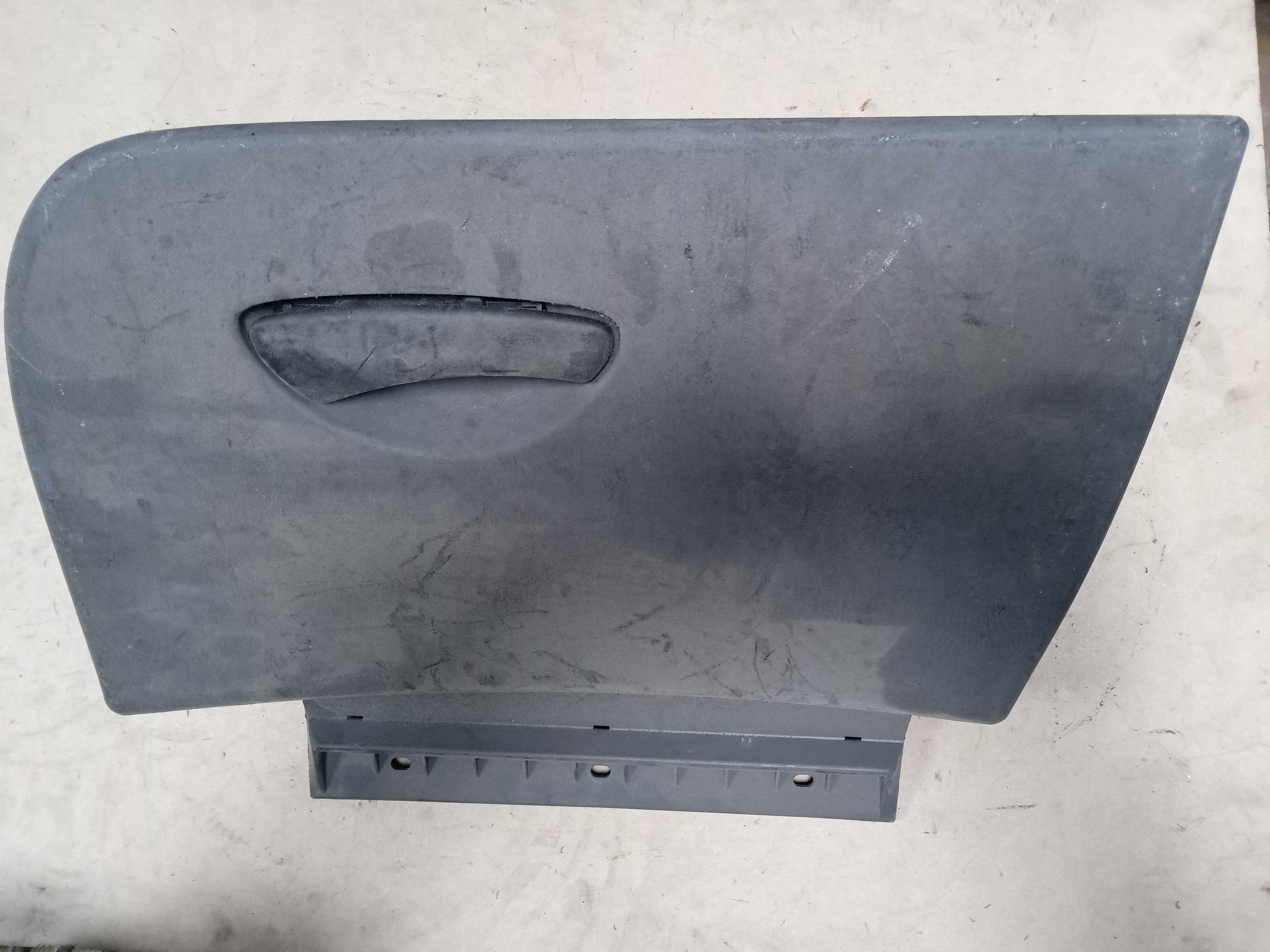 PORTA LUVAS FORD FOCUS 2008 1