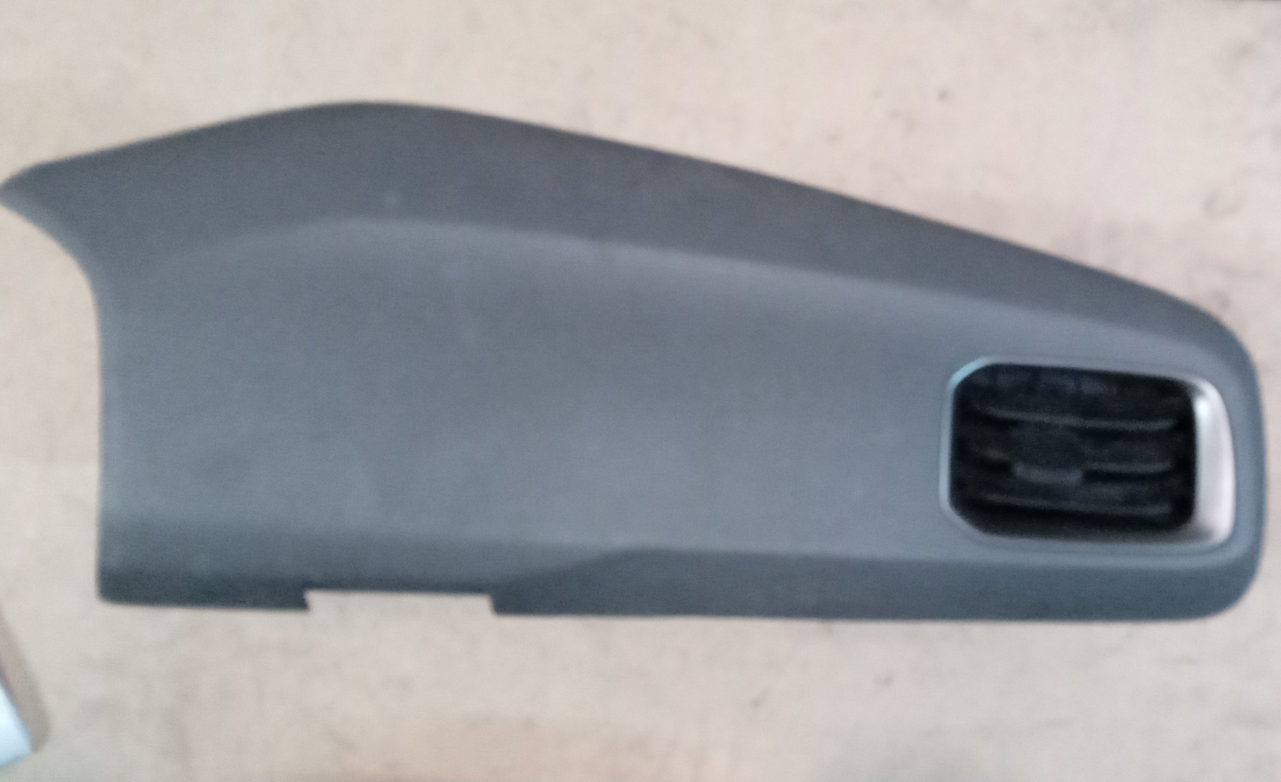 PORTA LUVAS GM ONIX 2016 1