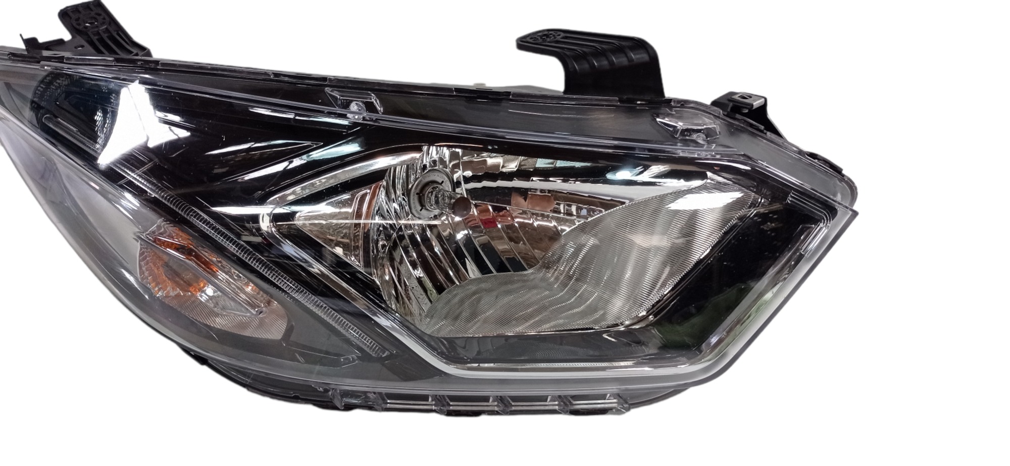 Farol Direito Com Led Onix Prisma 2016 2019 Marcara Negra 3