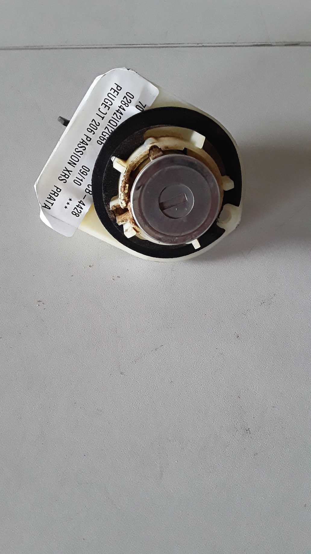 MIOLO FECHADURA PORTA MALAS PEUGEOT 207 2010 2
